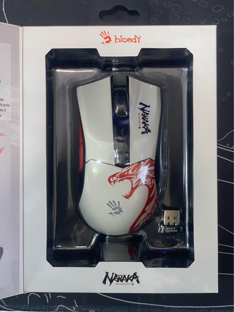 🖱️ للبيع: ماوس Bloody R90 Plus (نسخة Naraka Limited Edition)
للبيع ماوس القيمنق الوايرلس المميز من شركة Bloody، الماوس نظيف جداً (مثل الجديد) ومع كامل ملحقاته والكرتونة والوصل.
📝 المواصفات الأساسية:
• الموديل: Bloody R90 Plus (Naraka Edition).
• الاتصال: لاسلكي (Wireless 2.4GHz) مع تقنية No-Lag للاستجابة السريعة.
• الحساس (Sensor): مجهز بحساس BC3332-S بدقة تصل إلى 5000 CPI.
• البطارية: تدوم حتى 60 ساعة من اللعب المتواصل.
• المميزات:
• الأزرار تدوم لأكثر من 20 مليون نقرة.
• يحتوي على 8 أزرار قابلة للبرمجة.
• نسخة مفعلة بالكامل (Ultra Core 3 & 4 Activated) للألعاب الاحترافية.
• قاعدة (Extension Dock) لتقوية إشارة الوايرلس.
📦 الحالة والملحقات:
• الماوس بحالة ممتازة (استخدام حشمة).
• الكرتونة كاملة مع وصل الشراء.
• ملحقاته كاملة (النانو ريسيفر، كيبل الشحن، والقاعدة).
• يوجد ضمان (من شركة النبع).
💰 السعر:
[ 40,000 دينار] (قابل للتفاوض البسيط).
📍 المكان: [بغداد حي الامانه قرب تقاطع الفلاح]
📞 للتواصل: [***********
او الخاص ] بغداد, العراق
