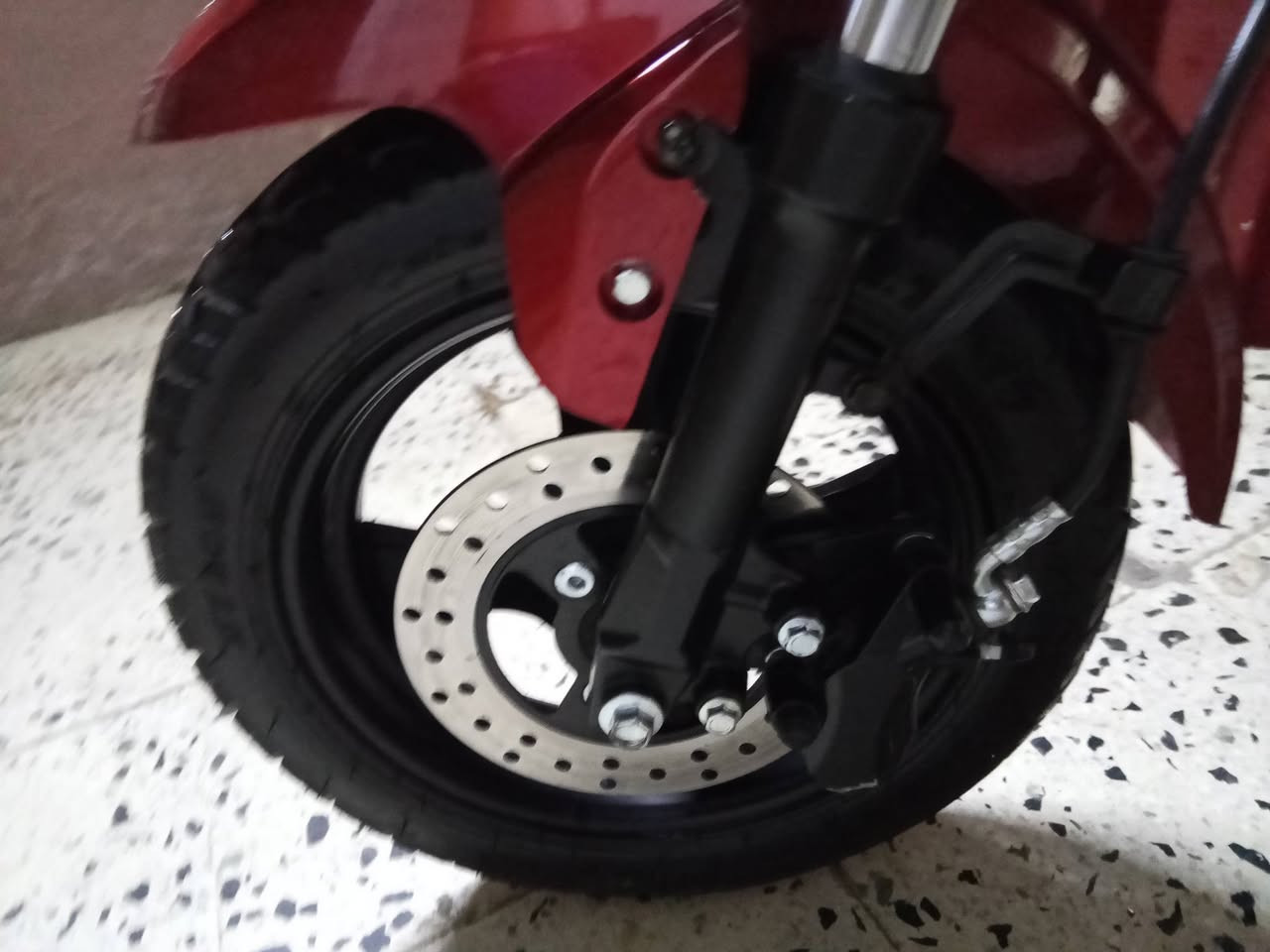 السلام عليكم ورحمة الله وبركاتة 💙
🔥👋 اخون دراجه R9 

🔥👋 فول مواصفات 
🔥👋كل شيء شغال 
🔥👋دينار ما تصرف عليه 
فقط مراوسه وليس للبيع شعندك نزل 
الماطور اشويه تعبان انطني بي 400 مابعت 
انطي فرق قليل 
تحياتي للجميع💙


**إذا كنت صاحب هذا الإعلان وتريد حذفه لأي سبب، رجاءا أرسل رسالة إلى الدعم الفني**