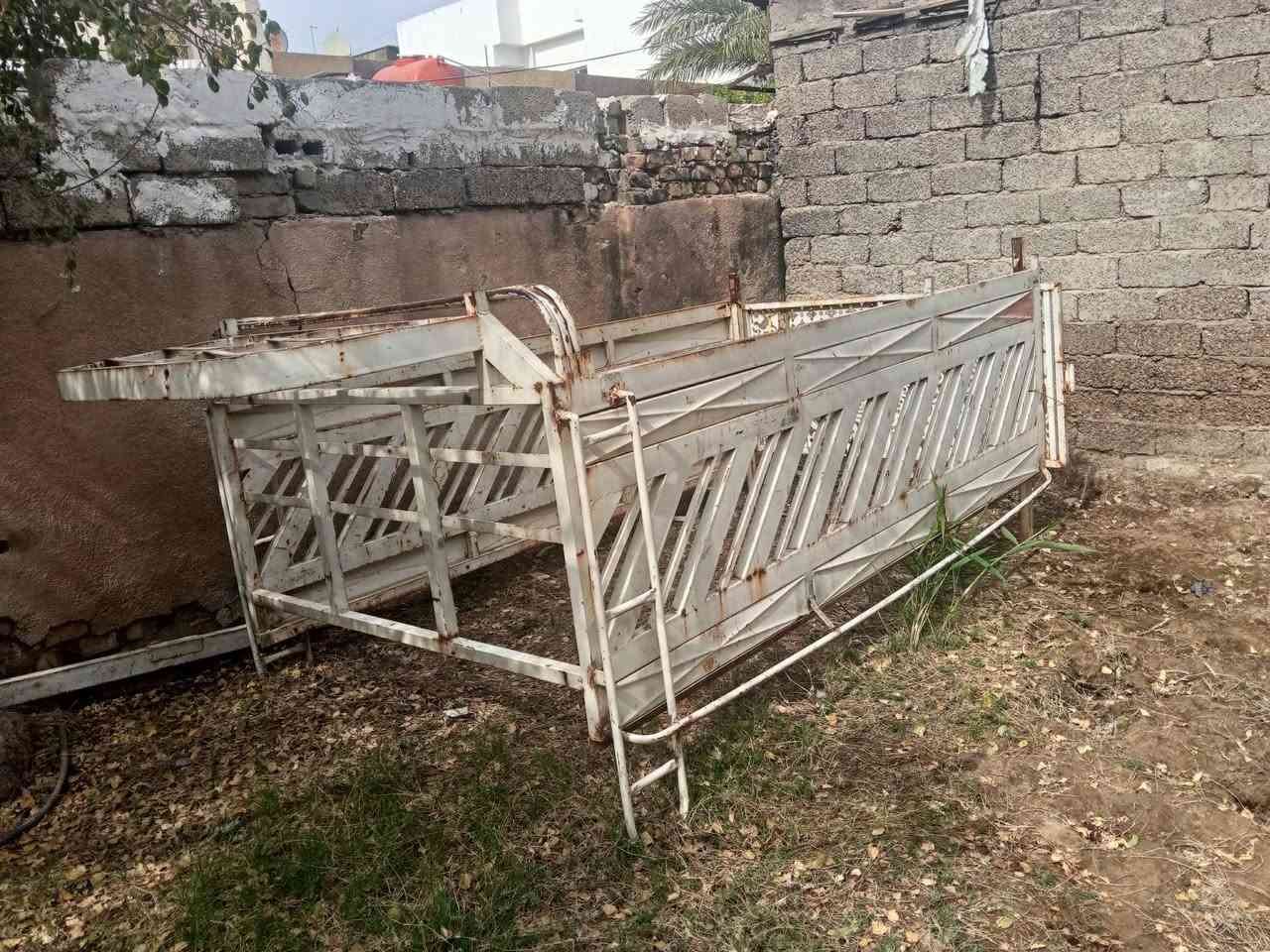 محجر كيه بنكو سعره300وبي مجال رقم تواصل ***********
