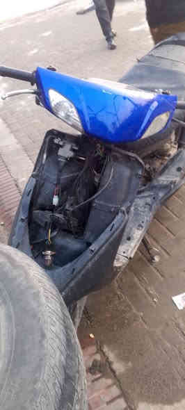 سلام عليكم بريز للبيع ضفيره مال تفصيخ جديده ولفات جدد بوشه
وبستم جدد دراجة يرادلها ترتيب ابيع كوم حديد سعر 300الف مكان بغداد الدورة شارع 60 
***********
