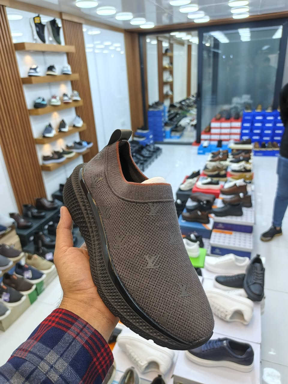 سوتات شرط كوالتي عالي 
احذيه ماستر كوالتي شرط طبي 
قطع محدودة باقي 
*********** واتساب 
توصيل مجاني داخل سامراء
