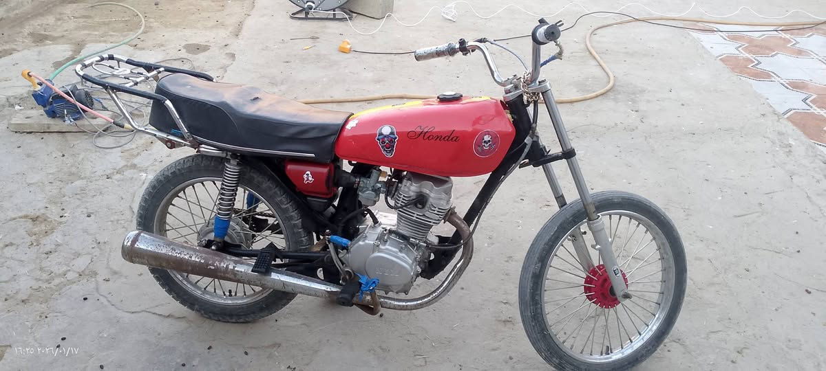 دراجه من الشعيبه محطه القطار للبيع دراجه للبيع***********
