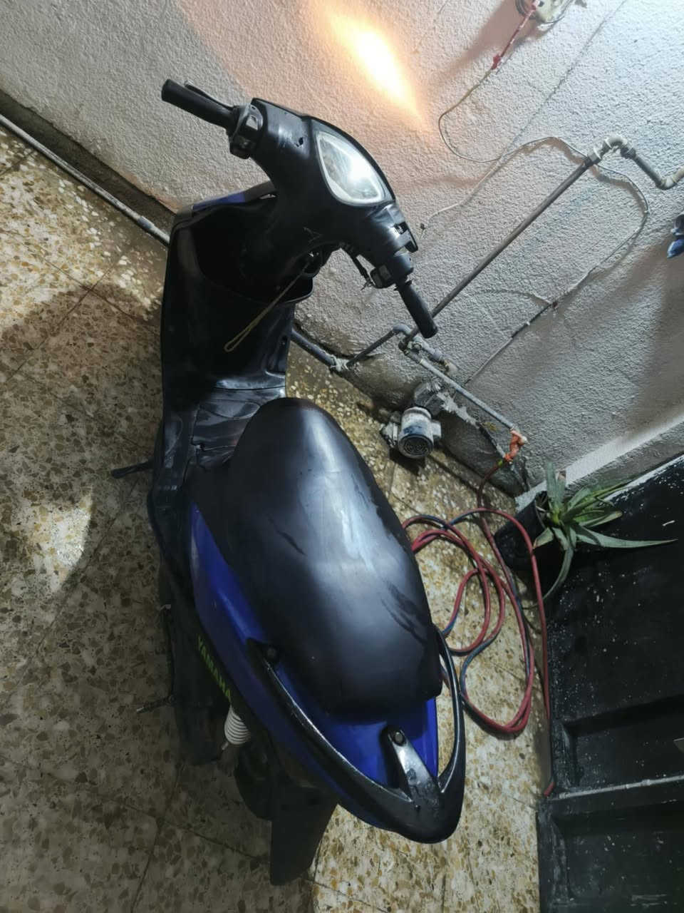 سلام عليكم دراجه ماكس عدله للبيع نقص بس باتري تشتغل هندر حاليا مكاني جزيره بغداد السياحيه رايده 375 
رقم تلفون ***********
