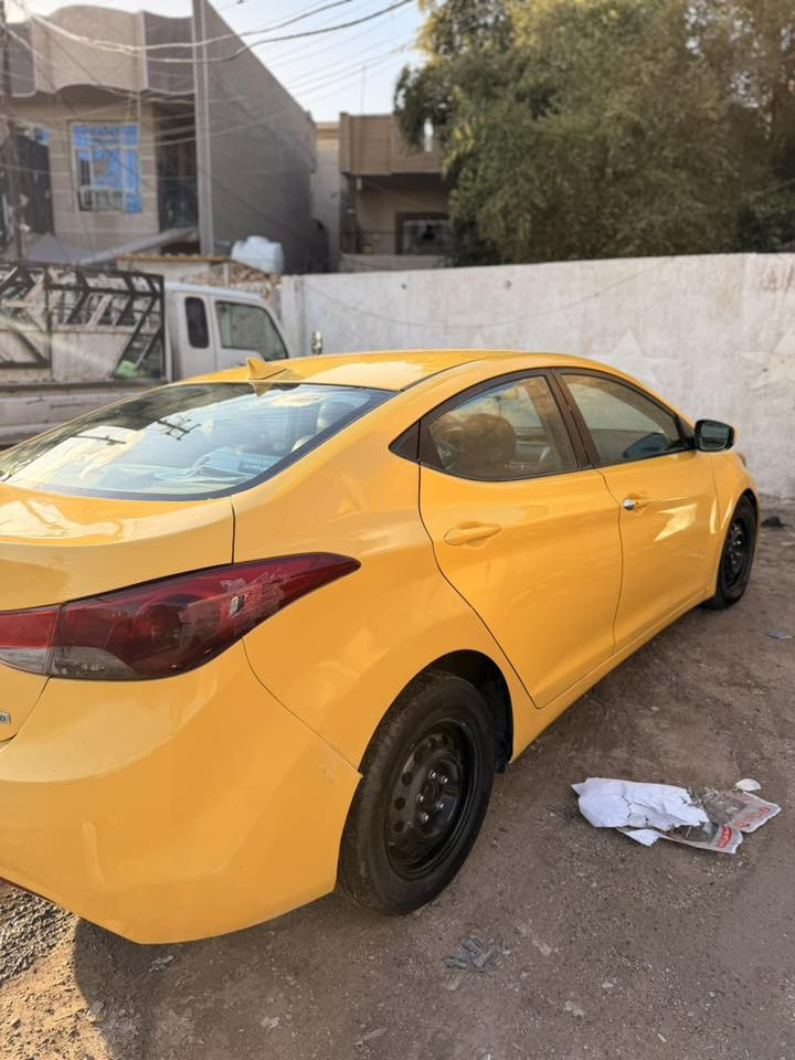 السلام عليكم النترا موديل 13 مكينه دوش 1800 السعر 83 بدون دواخل كير تبريد شغال مكاني بغداد البلديات ***********
