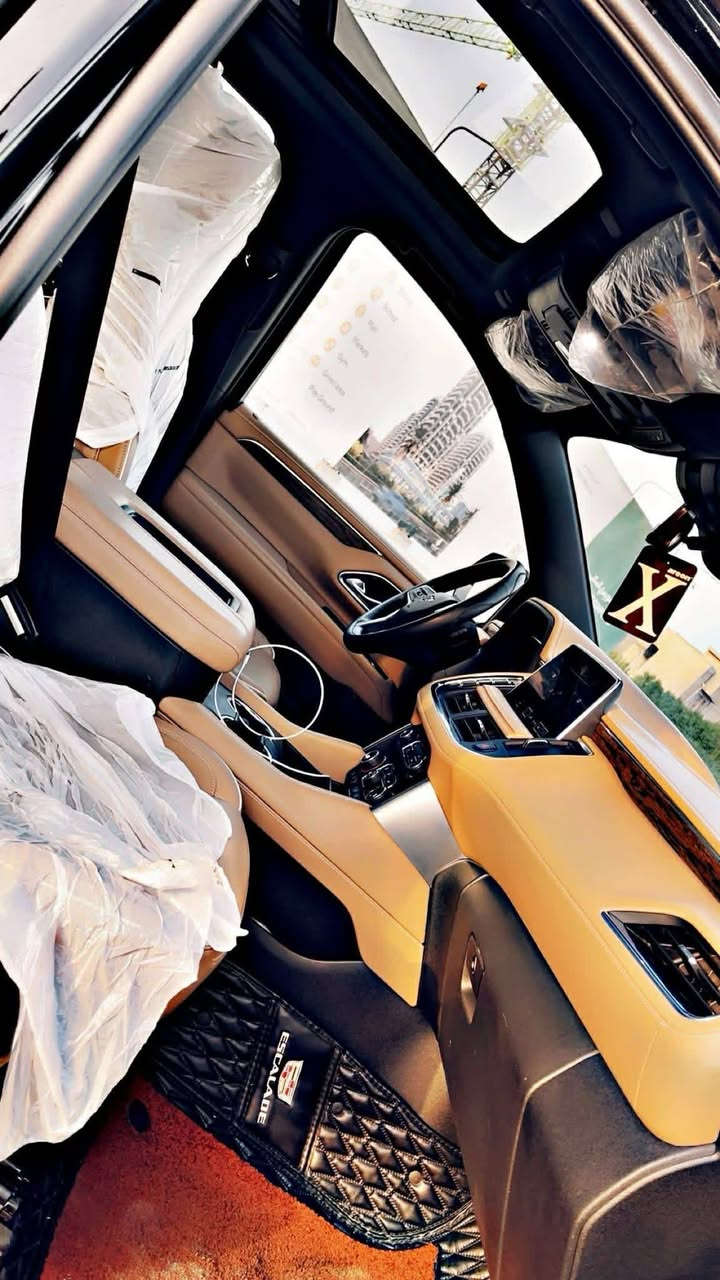 تاهو ٢٣ برمير كفاله ماشيه ٢٩ مغلفه ووكاله المنصور على وضع الشركه
٥٦٠ بيها مجال قليل 
***********
