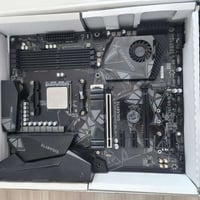 GIGABYTE x570 • Ryzen 7 3800x • نظيفات