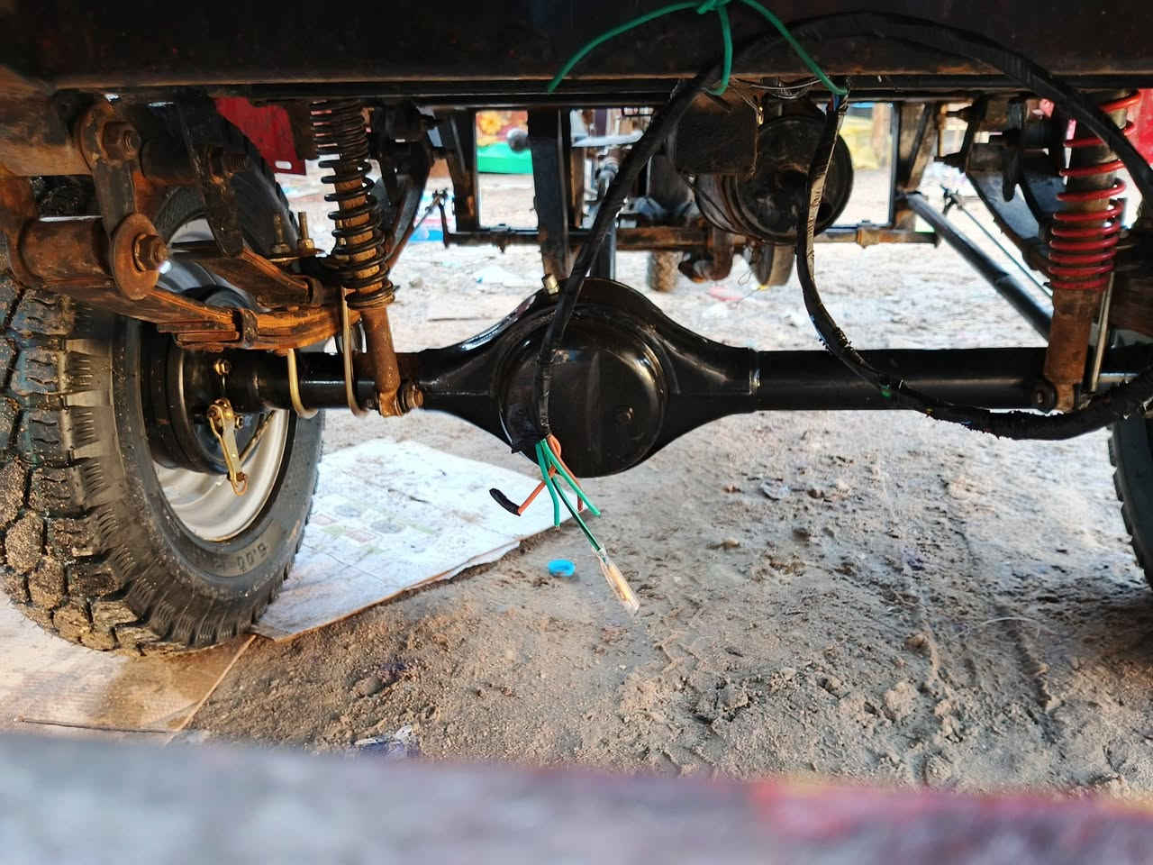 , ستوته ام تي ار موديل 13 مكاني بصره امن الداخلي ستوته نظيفه محرك جديد اكسن لطش السعر 1,400 
***********
