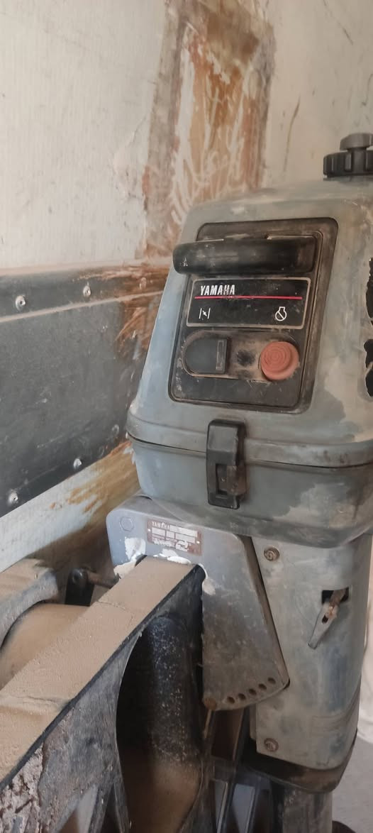 السلام عليكم مكينه 3 ونص اخت الجديده نضيفه حيل وارد يابان ب 350 الف  او مراوس ب مكينه 8. ***********
