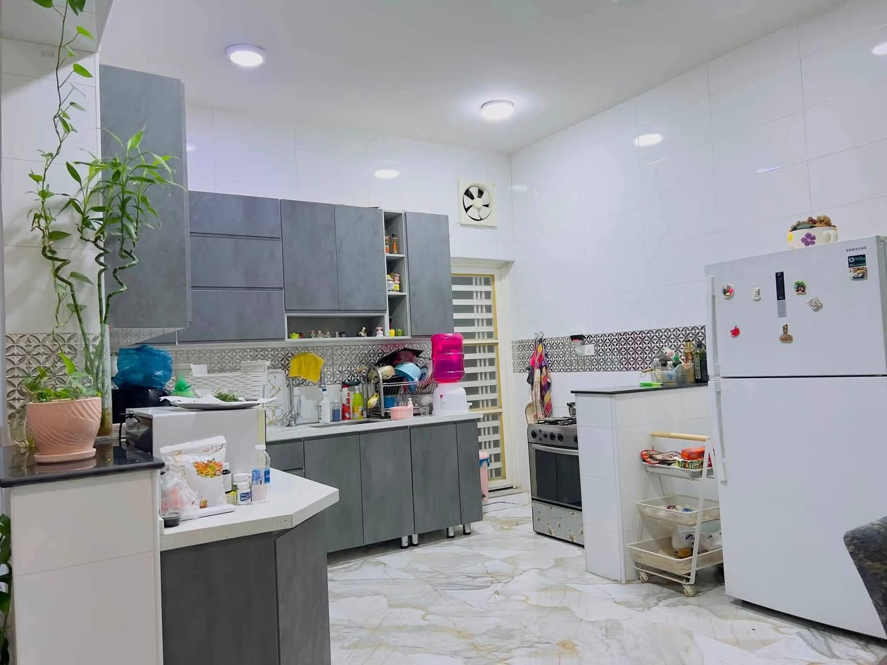 📢 اعلان 📢📢 اعلان 📢 
       👇               👇
⚜⚜ للبيع ⚜⚜ للبيع ⚜⚜
🏠 دار سكني طابو صرف 🏠 
📐 المساحة  ٢٠٠متر 📐
🌍 الموقع / الحلة / البكرلي / قرب الصحة العامة  
🏡 طابق واحد  يحتوي على ٢ غرفه نوم   🌺 صاله 🌺 هول  🌺 مطبخ   🌸مجمع صحيات 🌺 كراج 🌺 حديقة 
📏 الواجهة ١٠ متر والنزال ٢٠متر 
📷 صور المنزل مرفقة في الاعلان 
🧱 البناء حديث 
 ❓للاستفسار ⚜  زيارة مكتب انكيدو للعقارات والمقاولات في حي الجزائر مقابل مكبس التمور او 📞 الاتصال على هواتف المكتب 
☎️*********** محمد الزبيدي 
☎️ *********** سيد وليد 
☎️ *********** سيد وليد 
⚜⚜⚜⚜⚜⚜⚜⚜⚜
