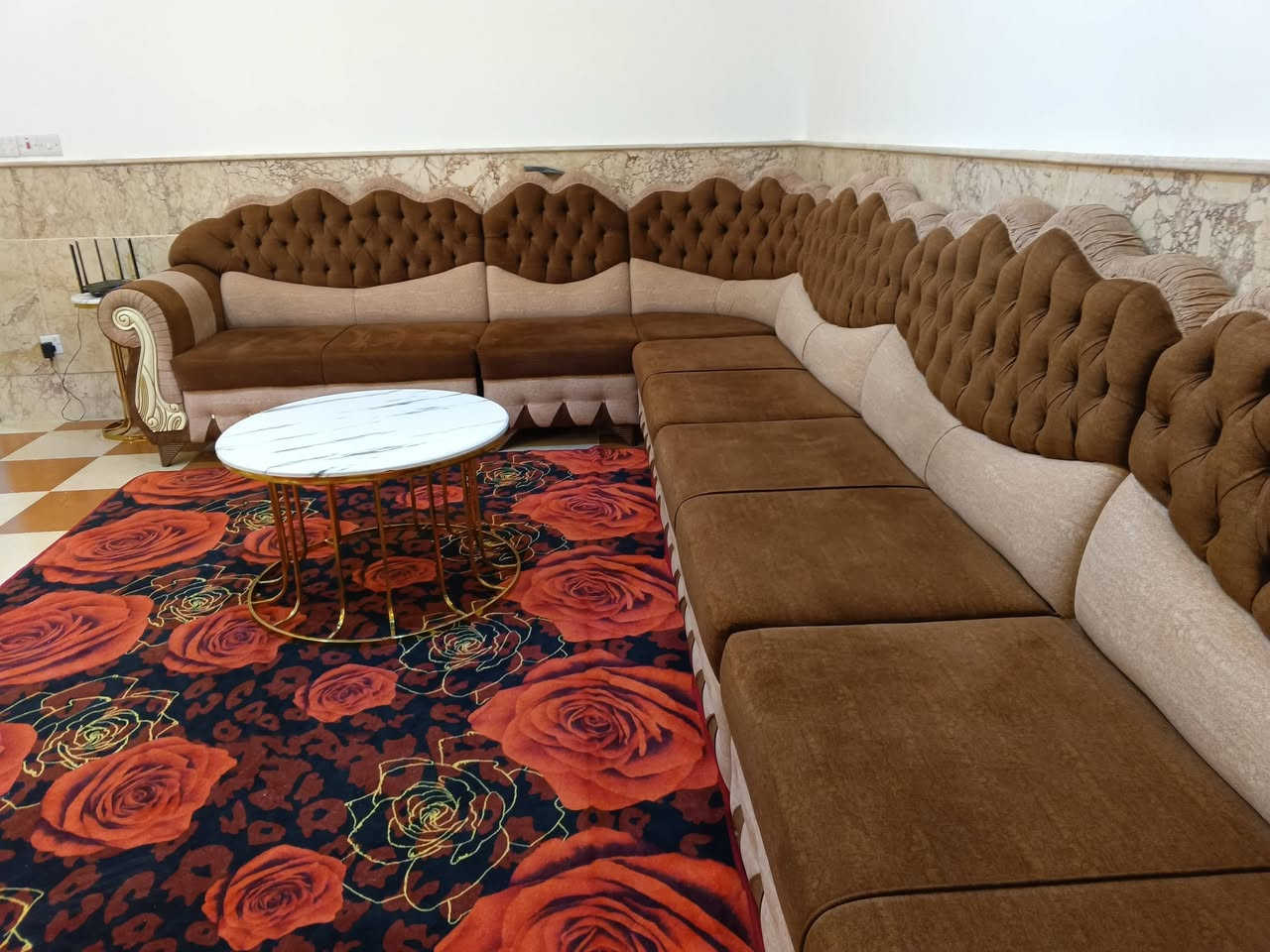 🛋️ تخم قنفات للبيع
تخم قنفات نظيف جداً ومستعمل استعمال قليل،
بحالة ممتازة، تزكام خشب أصلي 🌟

✔️ نظيف
✔️ عدد تخم القنفات: 6
✔️ طبلات لون ذهبي: 3 صغار + 1 طبلة كبيرة

📍الموقع: دهوك
💰السعر: 300 ألف وبي مجال

📞 للتواصل: رقم الهاتف
***********
