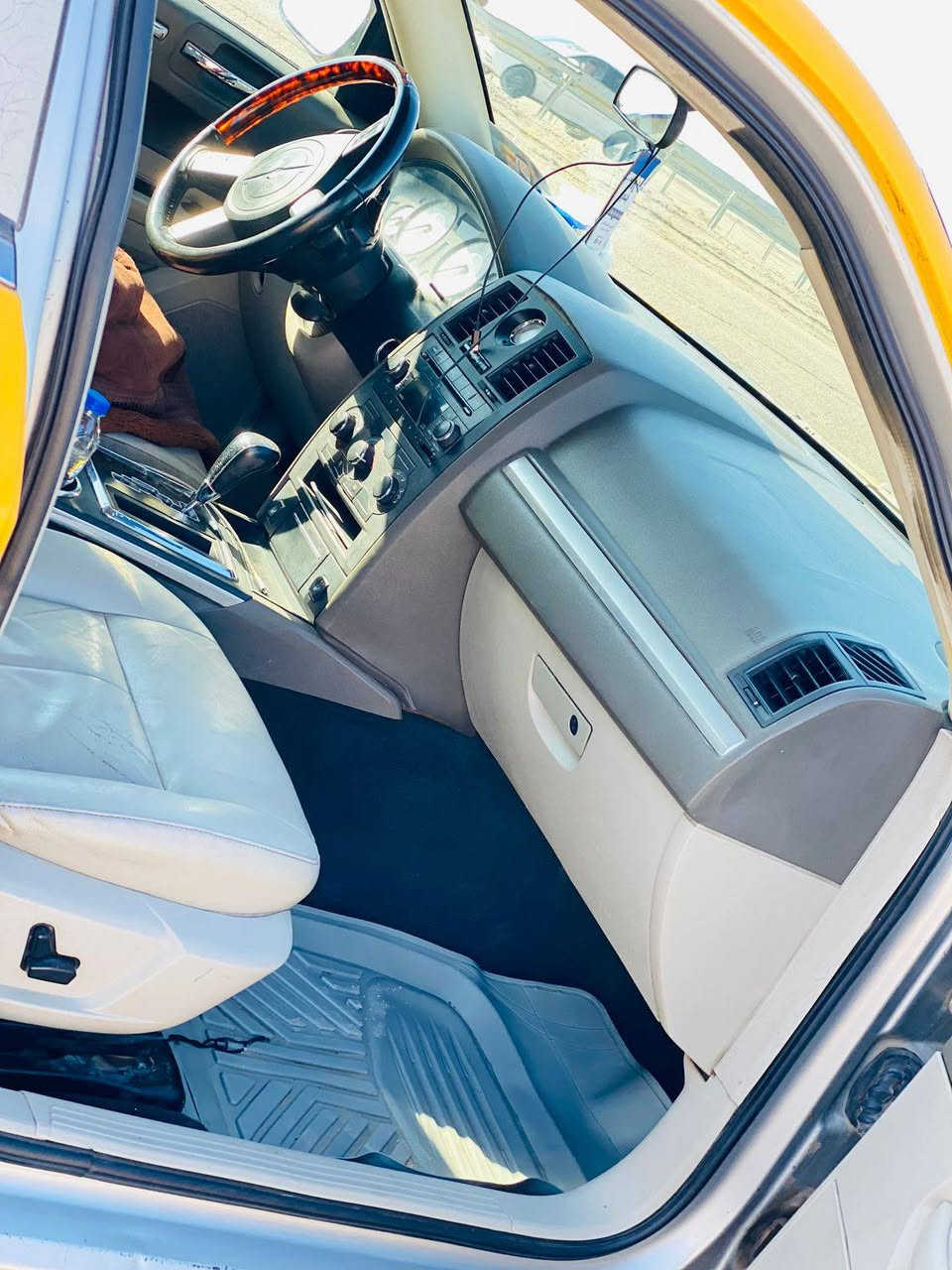 وابامه 2010اصل سياره جاهزه كير مكينه قبل شهر من شادهن عربانه جديده هم توني شاده تخم تاير ويل جديد دواخل عسلي ضربته جاملق الامامي كفر مصفره هيه ومرور داخله هزه وملزق راعيه رايد مداور خطه شطره نجف خاص ماجاوب  شعر 100وبيه مجال قليل ***********
