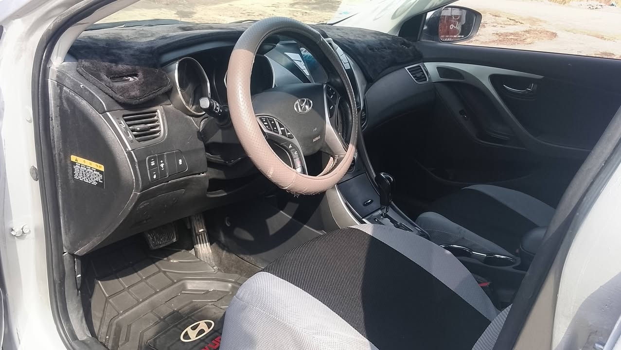 اللهم صلي على محمد وال محمد اخوان سياراة النترة مضلع موديل 13سيارة جاهزة علة اخر حباية مكينة الف وثمنمية سياراة فول مواصفات ماعدة الفتحة مكفولة كفالة عامة ماعدة الكصة جنطة الشراي يتصل وتدلل مكان ناصرية سوك الشيوخ ***********
