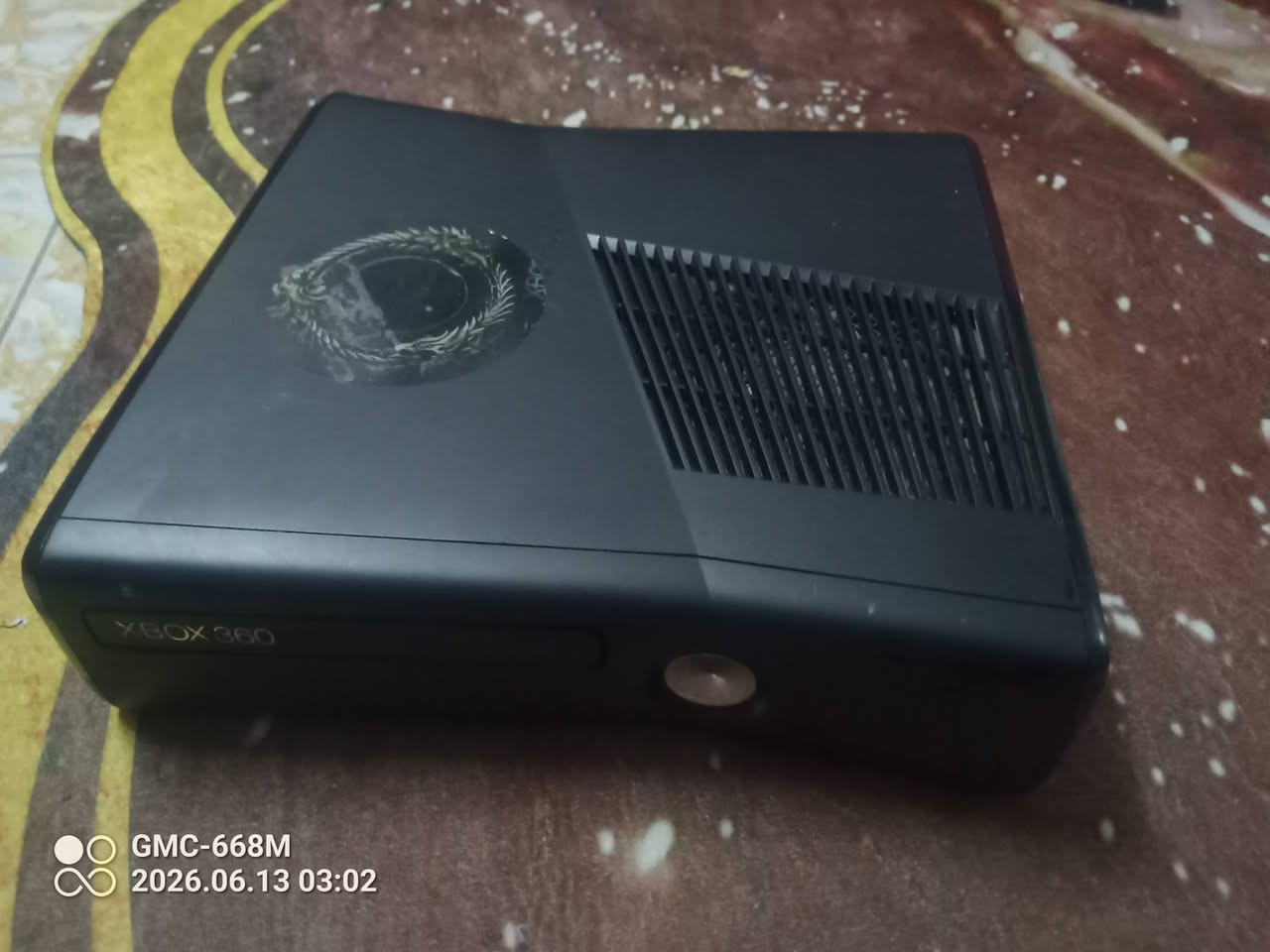 السلام عليكم اكس بوكس 360 للبيع نضيف استخدام قليل بي 244 لعبه كلهن يشتغلن مع جوستك واحد مع كامل ملحقاته مابي اي نقص مكاني شارع فلسطين المستنصريه رقم الهاتف (***********)
