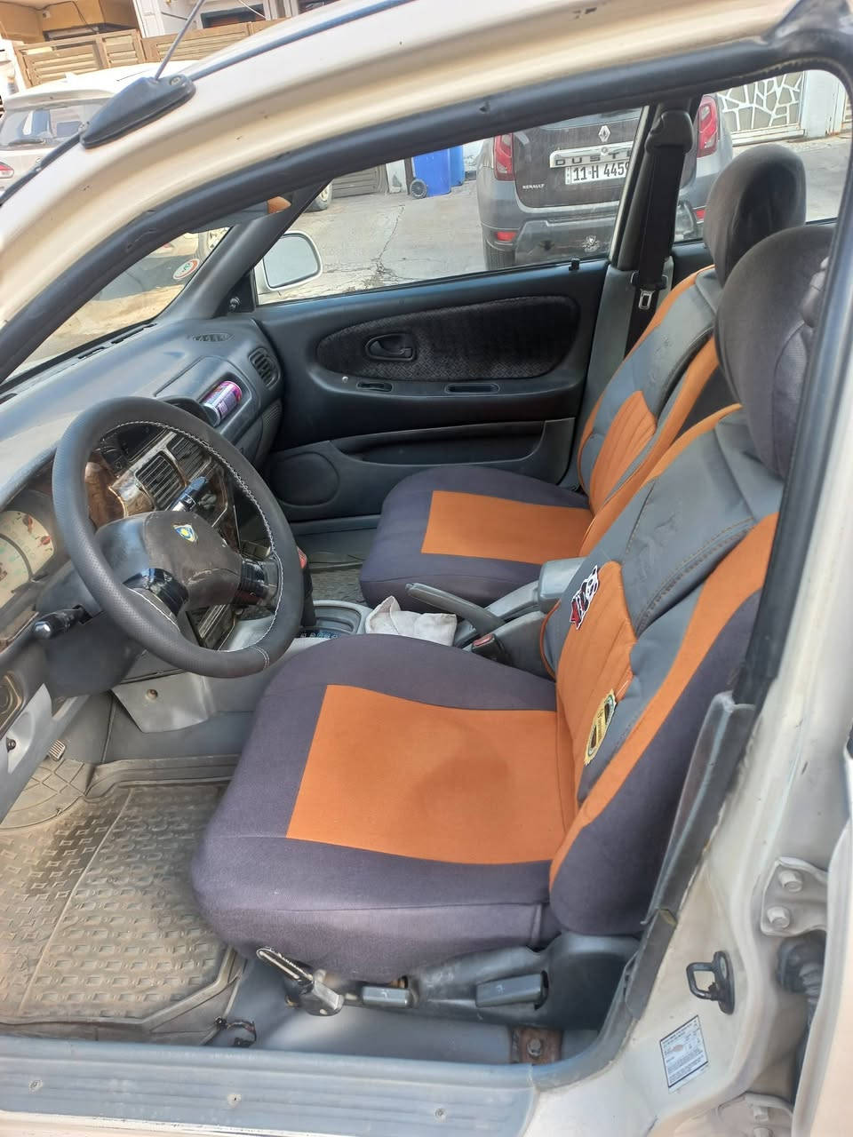 بروتون 2004 بأسمي سنويه 28 مشروع وطني تحويل مباشر سياره حلوة وجاهزه نقص يس شحن غاز التبريد السعر ٥٠ ورقه وبيها مجال بسيط

***********
