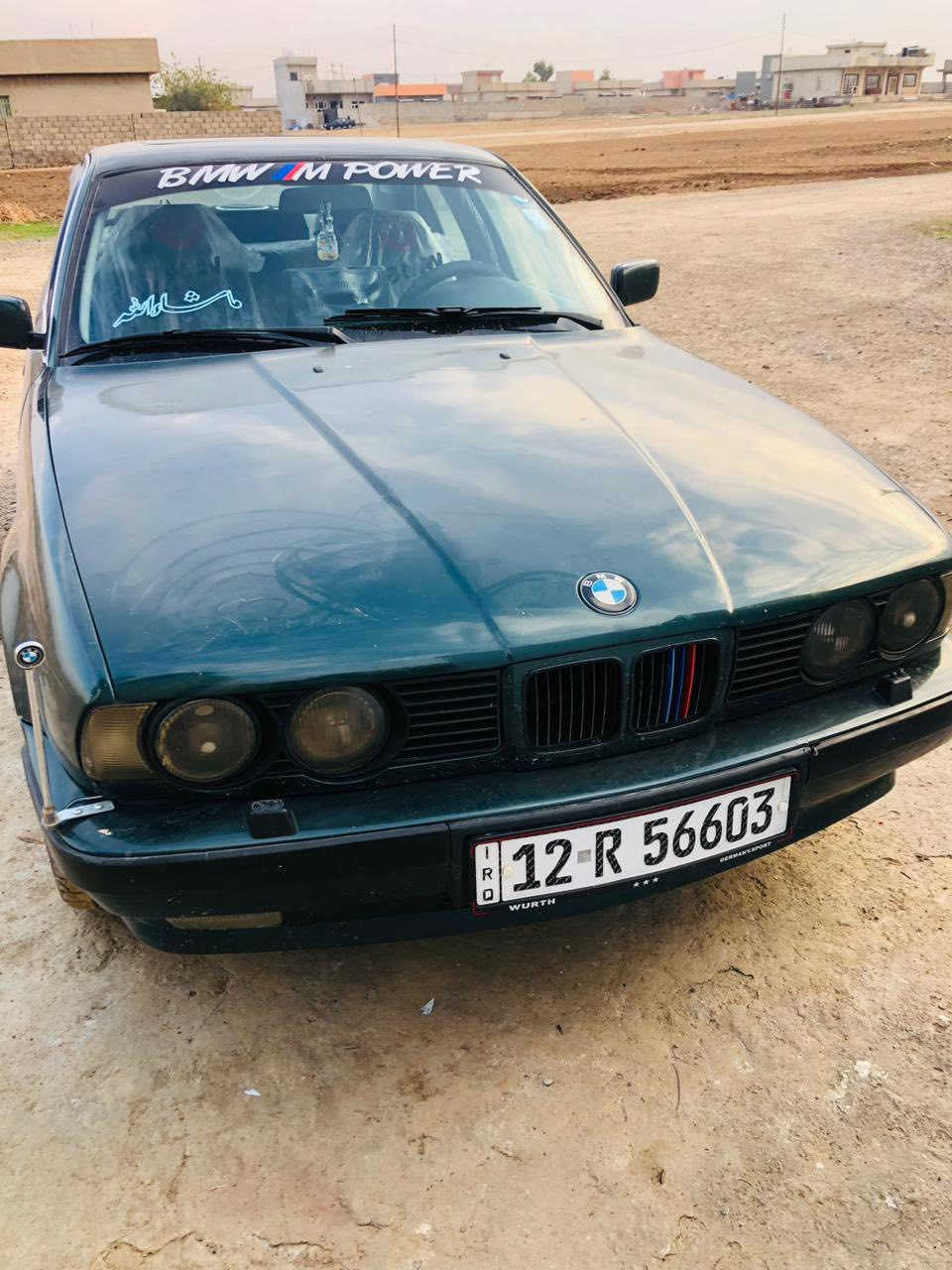 السلام عليكم  525 اصل بليته 
موديل 93
محرك كبس كير عادي بشرط لا صرف ولانفخ 
لا ضرب ولاطخه بخ جماليه 
ارقام جدد سنويه جديد كابون بنزين 
تبريد قطعتين فتحت سقف
جامات كدام كهرب والوره جوبي 
كشنات مخمل جديد 
لايت زنون شاشه كاميره
سياره ع وضع البلادي
السعر ٦٥ وبي مجال جوه ال ٦٠ لاتعلق كلشي تلكي بلسوك 
عنوان موصل 
واتساب ***********
