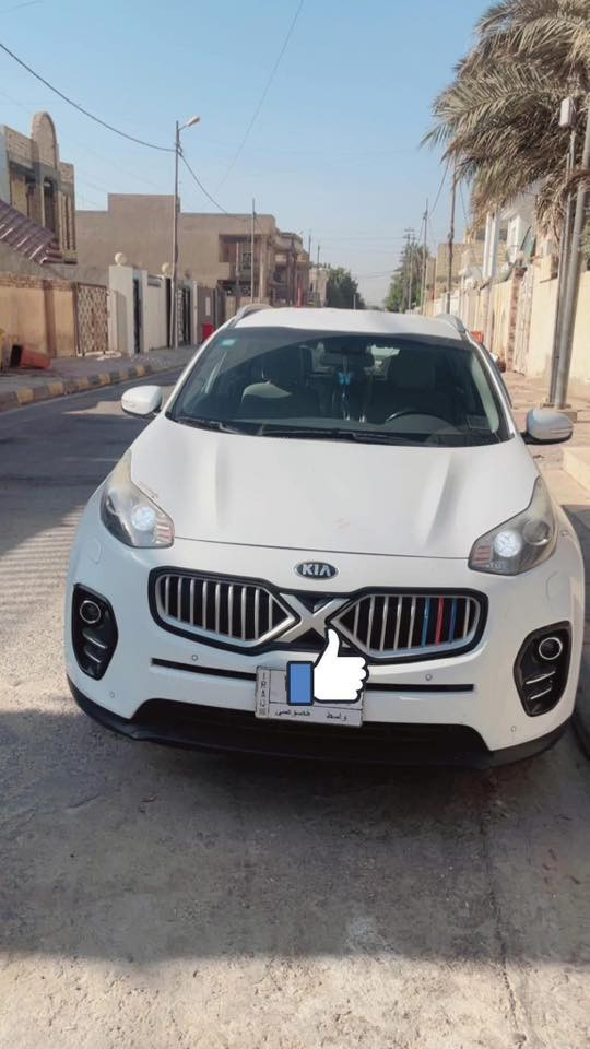 السلام عليكم
سبورتج 2018 خليجي
ماشية 115 الف
بيها صبغ باللباب الخلف السائق اثر طخة بسيطة
179 $

***********
