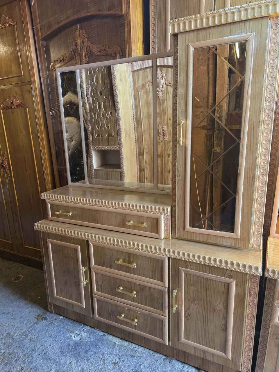 غرفه نوم جديده غير مستعمل خشب عراقي ثقيل صاج 5 مليم صبغ حراري 

#السعر 1, 150 #مليون 150 الف فقط 

مكان موصل الطلب والاستفسار التواصل على الخاص يتوفر توصيل ايضا 

#ملاحظه الغرفه جديده ما مستعمله


**إذا كنت صاحب هذا الإعلان وتريد حذفه لأي سبب، رجاءا أرسل رسالة إلى الدعم الفني**