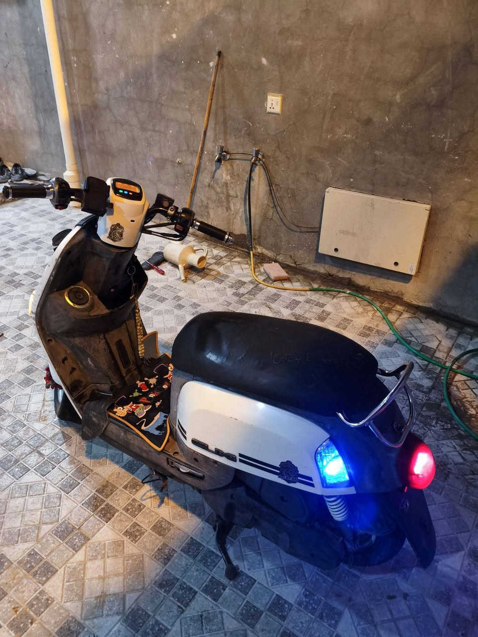 دراجه بوليس نوزل للبيع مكينه 49ما مفتوحه  مكاني  كورنيش الكوفه يم جسر الحديد سعر 700وبيها مجال


**إذا كنت صاحب هذا الإعلان وتريد حذفه لأي سبب، رجاءا أرسل رسالة إلى الدعم الفني**