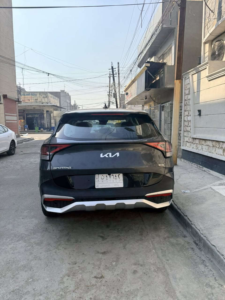 سبورتج LX 2023 
1. ماشي فقط 37 الف كيلو 
 2. محرك 1.6 هايبرد تيربو  – 4 سلندر
 3.ناقل حركة أوتوماتيك 8 سرعات
 4.دفع أمامي (FWD)
 5.رادار امامي + أنظمة أمان حديثة
 6.تدفئة للمقاعد (الكشنات).
7. شاشة وسطية كبيرة + بلوتوث + Apple CarPlay / Android Auto
8.الكير ماوس
9.حساسات أمامية وخلفية
 10.شنطة واسعة + مقاعد خلفية قابلة للطي
 11.جنوط ألمنيوم وتخم تاير جديد 
السعر                   200$ و بي مجال بسيط 
للتواصل *********** واتساب 

الحادث تبديل قبق جنطه و صور مرفوقه ب المنشور 
مكاني بغداد بغداد الجديده
