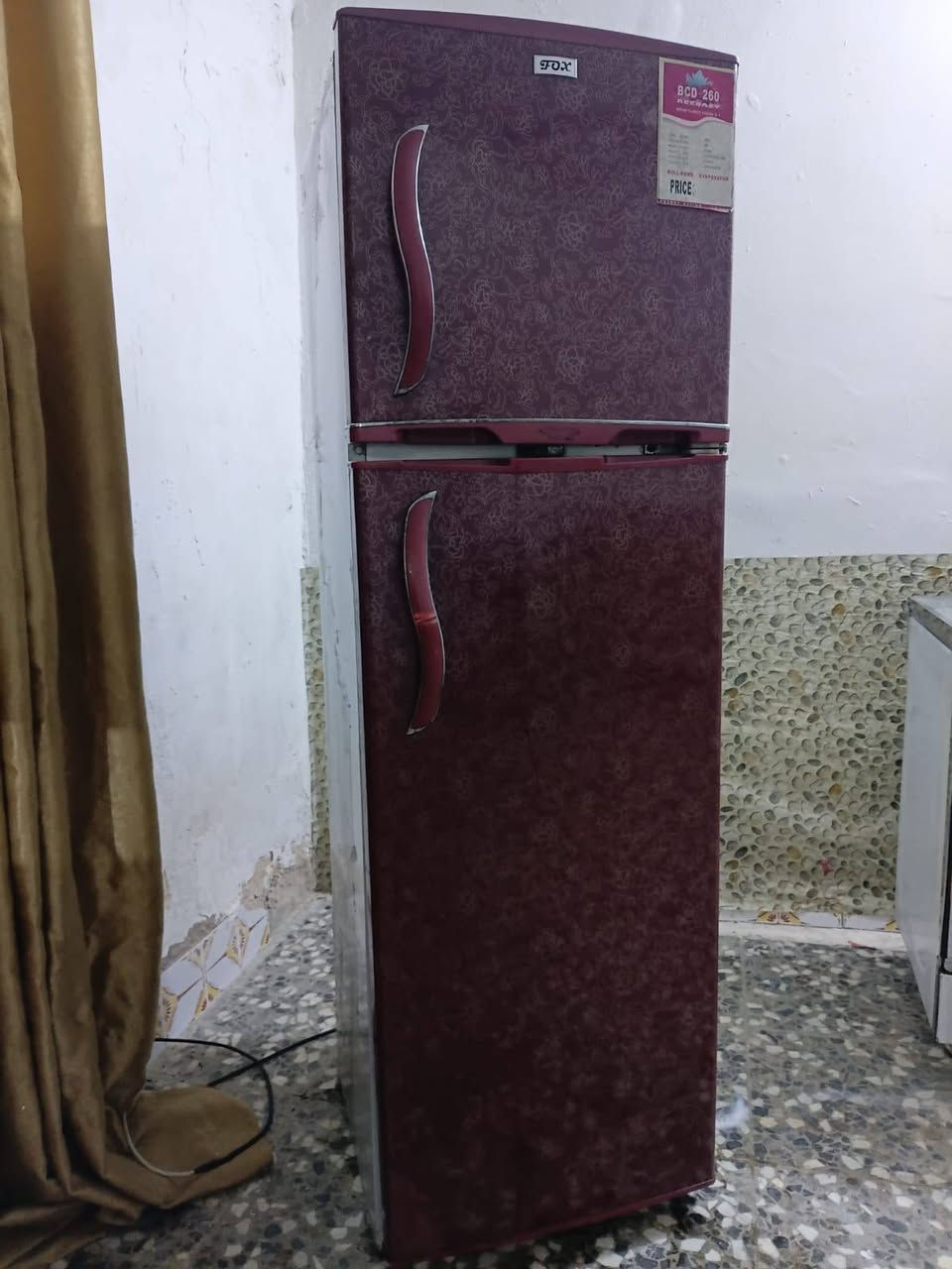 ثلاجه نظيفه شغاله على الفحص حجمها 16 قدم سعرها 165 طباخ شغال على الفحص سعره 130 مكان بغداد طباخ شغال على الفحص سعره 130 مكان بغداد يوجد توصيل داخل بغداد للاستفسار واتساب ***********
