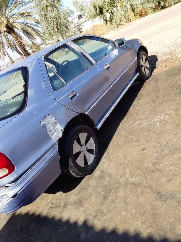 السلام عليكم النتره دمعه موديل 93سنويه لل 28 كير ومحرك وصدر جداد رقم بغداد فرممات شركة الكهرباء كلها شغاله تحويل مباشر السيارة البلديه بدون ضربه أو صبغ مال جناي اي نقص ماء بيه فقط دعاميه الورا   السعر 28,,, ***********
