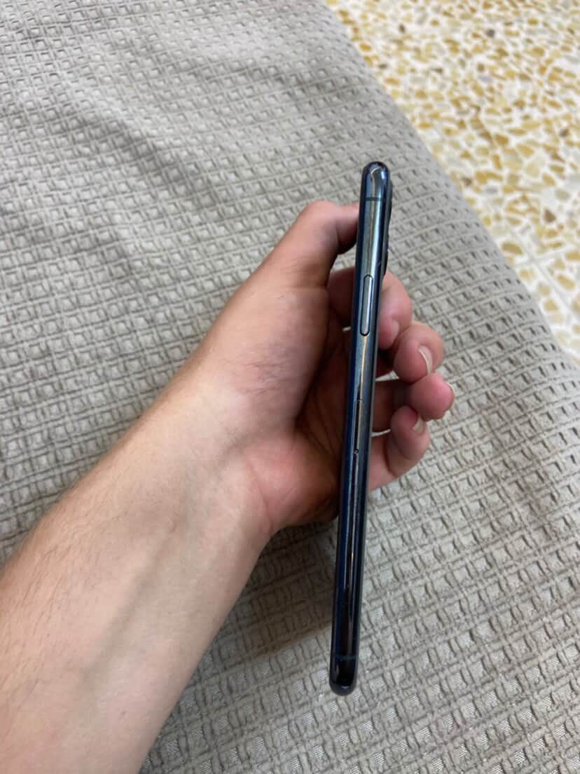 أعاده النشر بسبب مواعد الكاذبه   ايفون 11برو ماكس نضيف مامفتوع شرط نورمان ذاكره 256بطاريه 83كلو وضع شركه الجهاز مكفول سعر خاص ***********
