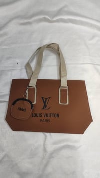 اكسسوارات شخصية • توصيل متوفر