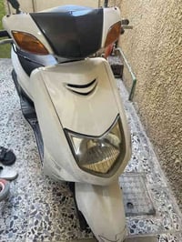 سكنس نثيه ١١٠ اخذتها قبل ٤ اشهر دراجه على ايدي استخدام شخصي بيها نواقص...