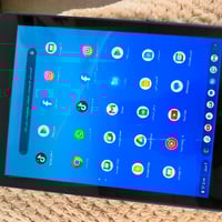 تاب ماركة ايسر الأمريكي شاشة حجم 10 دقة عالية ذاكرة 32 عشوائية 4 بطاري...