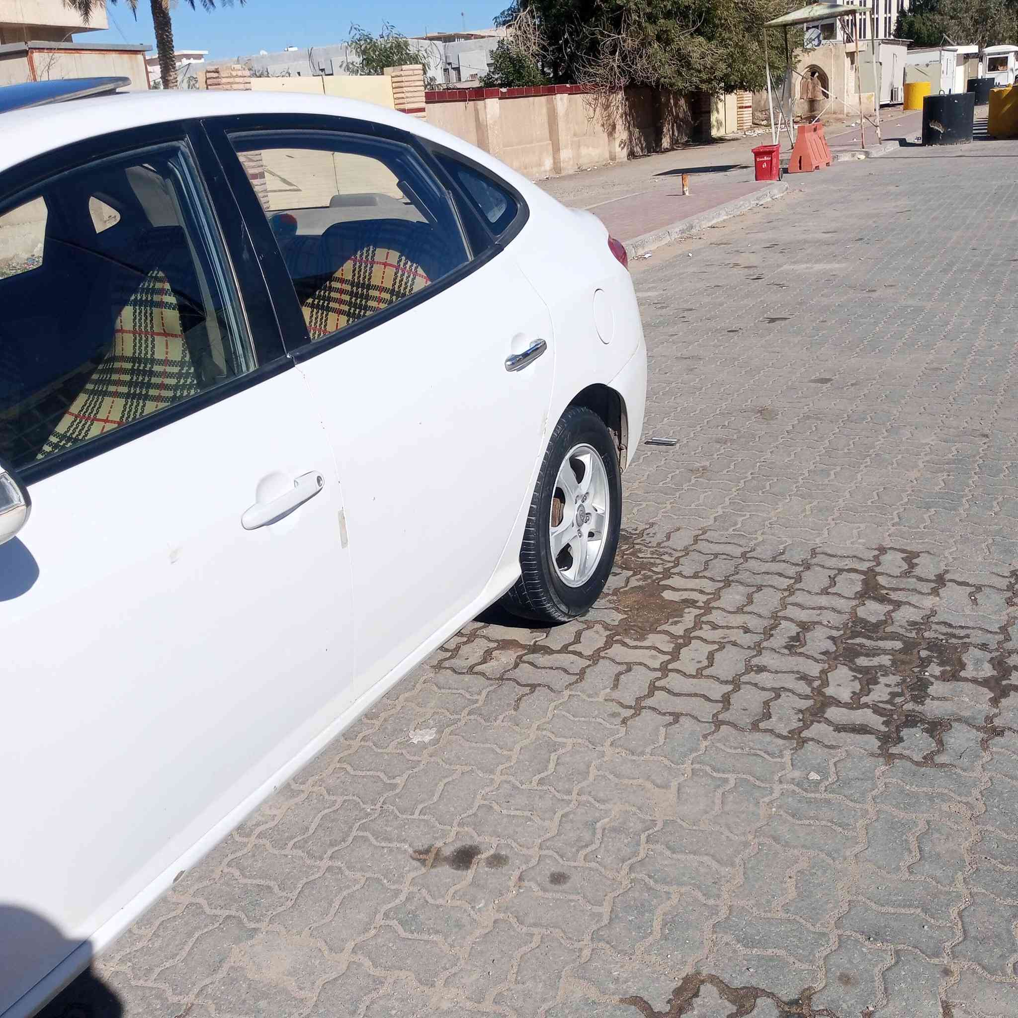 السلام عليكم
للبيع 

النترا 2011

خليجي  

تبريد ثلج ❄️ 

تخم تاير جديد

محرك 1600دوش 

دكشن عالي

السعر 95وبيه مجال 

العنوان نجف العسكري 

رقم التلفون 

‭***********
