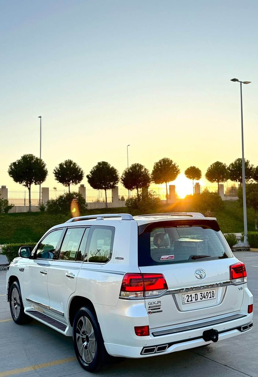 ‏ Land cruiser 2021 GXR SAS 

‏‎لاندکروزەر جکسارە 2021 شریکە ساس ✅ 

‏‎محرک 6 سلندر 
ماشی 44,000 الف حقیقی بشرت📦

‎‏‎ مكفولة كفالة عامة من الدعامية إلى الدعامية

‎‏‎ بدون صبخ .بدون بارد  ،بدون رصعات ،بدون حتى شخط

‎‏‎دعاميات هم بدون صبغ ،رمل مابي ،لحية بدون 
‎صبخ ..بقية كلها بشرط
————————————————————-🔷
‎‏فول فول مواصفات

‎‏‎شاشة كبير لمس كاميرا حاسة رادارات

‎‏‎كاميرات سلاید فتحة سقف 

‎‏‎كشن جلد كشن كاراباي شحن موبایل  8 اريباك تبريد مركزية

‎‏‎بصمة تشغيل عن بعد باب جاك سلاجة ليد زينون 

‎‏‎تحكمات ستيرن دبل فوليوم فورويل هوك

‎‏‎سيـارة عل نظافتها احسبها صفر زيرو، 📦✅

‎تخم تاير دنلوب الاصلي  

‎‏‎ محرك كير بشرط مامفتوح

‎‏‎سيارة حيل نظيفة كلشي عل بلاد لوك
————————————————————-🔷
‎‏‎سنوية زنكة كلشي جديد

‎‏‎باسمي السنوية بشرط تحويل و خرامة 

‎‏‎سيارة مابيـها دينار مصرف كامل من كل نواحي

‎‏‎نفسي يوم /تحويل و وكالة حاظر 

‎‏‎📍مکان /داخل سليماني

سعر 588$ ورقە قفل بدون معاملە رجاء 🔒🔒 

رقم تلیفون: *********** السليمانية, العراق
