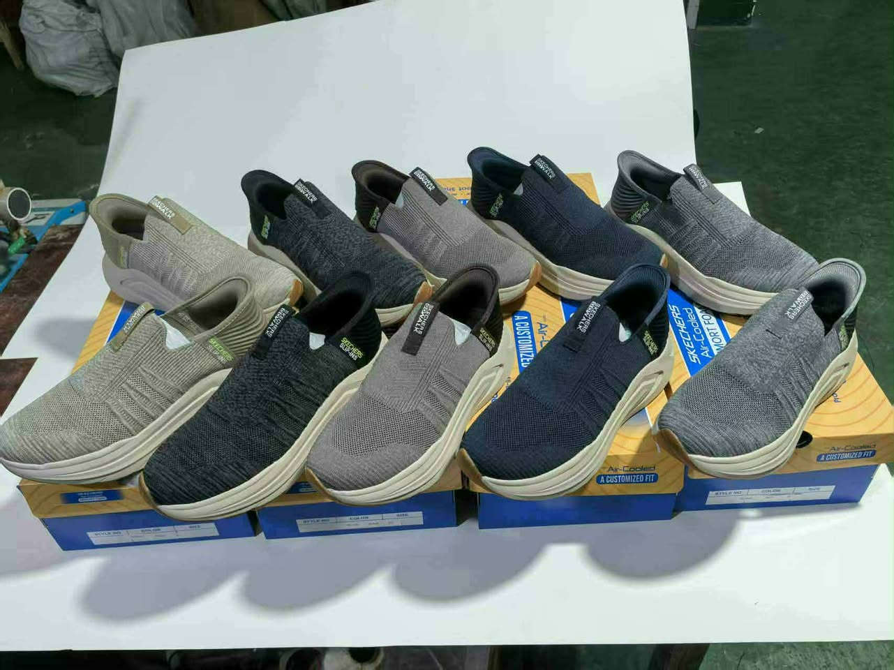 سكجر كرتة سوبر ماستر صيني مكتوب درجة اولئ قياسات من 41 الئ ال45 قالب ستندر ويجي امبطن من جوة ومخيط بل كامل
للتواصل *********** محمد السيد يوجد توصيل جميع محافظات العراق كارتون يجي 10 قطع
