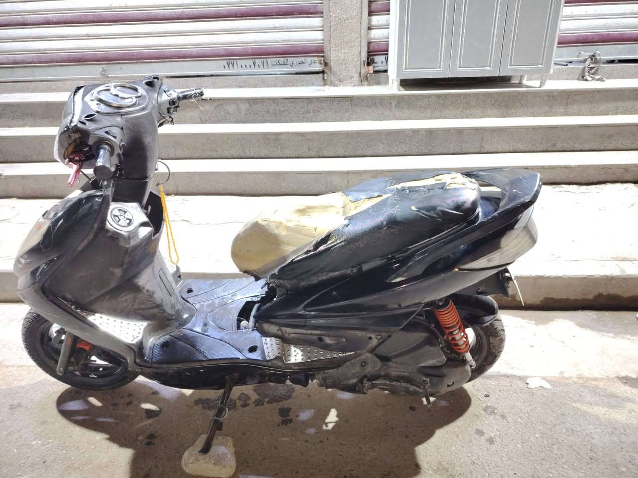 سلام عليكم دراجه سكنس فحل دراجه كامله مكينه مامفتوحه دراجه بس قباقه مال تفيلس دراجه حلوه
كامله سعر ٥٥٠ وبيه مجال رقم ***********
