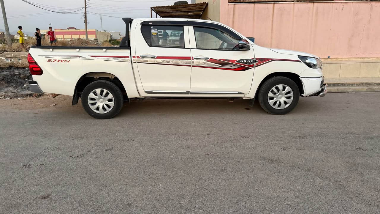 هايلوكس 2024 استلمته صفرر ماشيه 88 الف بيهه بخسه مثل ما موضح بالصورة ب الحاملغ الخلفي من الدعاميه للدعاميه شرط *********** سنجار, نينوى
