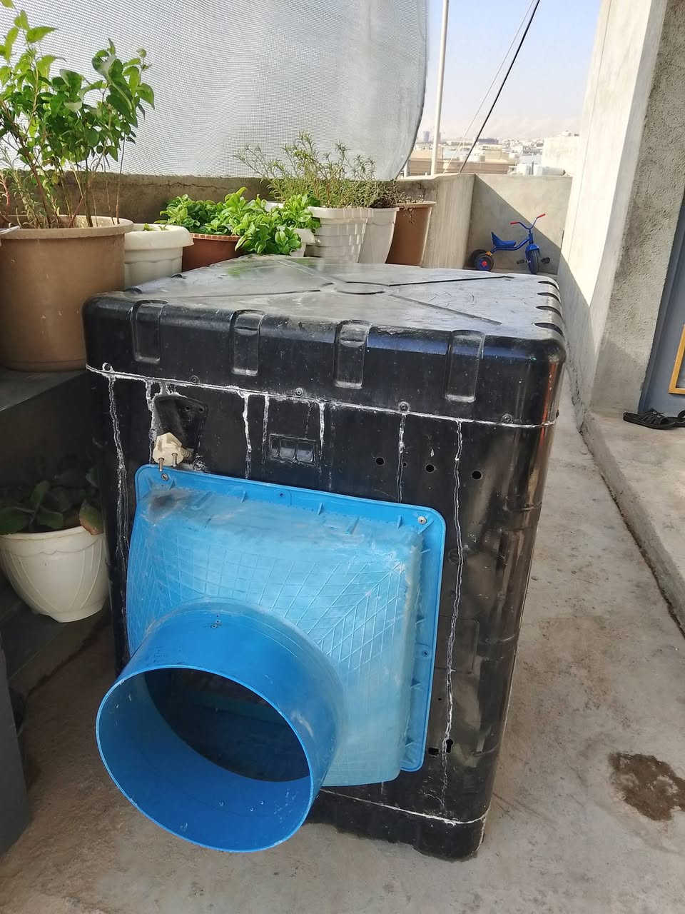 ئەم مووبەریدە  1.5 بۆ فرۆشتن بەس دوگمەی ئیشکردنەکەی تێک چووە ئیش ئەکات مەزبوتە بەشەرت نرخ   40 هەزارو معامەلە  
لە سلێمانی  ***********
