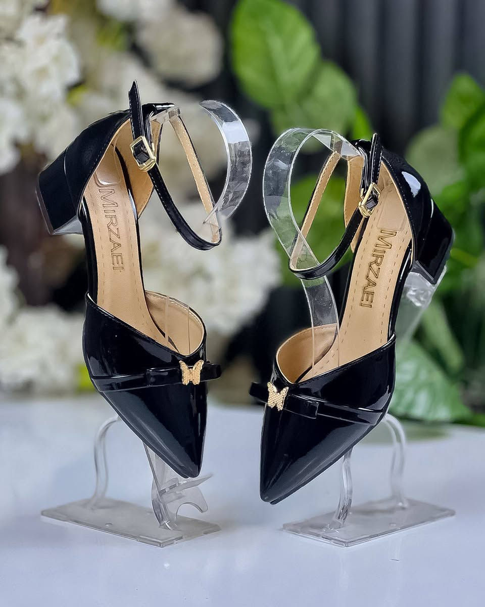 👠حذاء نسائي كوالتي عالي كعب 3 سم 👠 

‌‎المقاسات.     💫37 💫38 💫39 💫40 💫41 💫

توصيل 5 لجميع محافظات العراق

الحجز خاص او واتساب *********** متوفر خدمه توصيل لجميع محافظات العراق
قناتنا ع التلي https://t.me/eyeliner4
