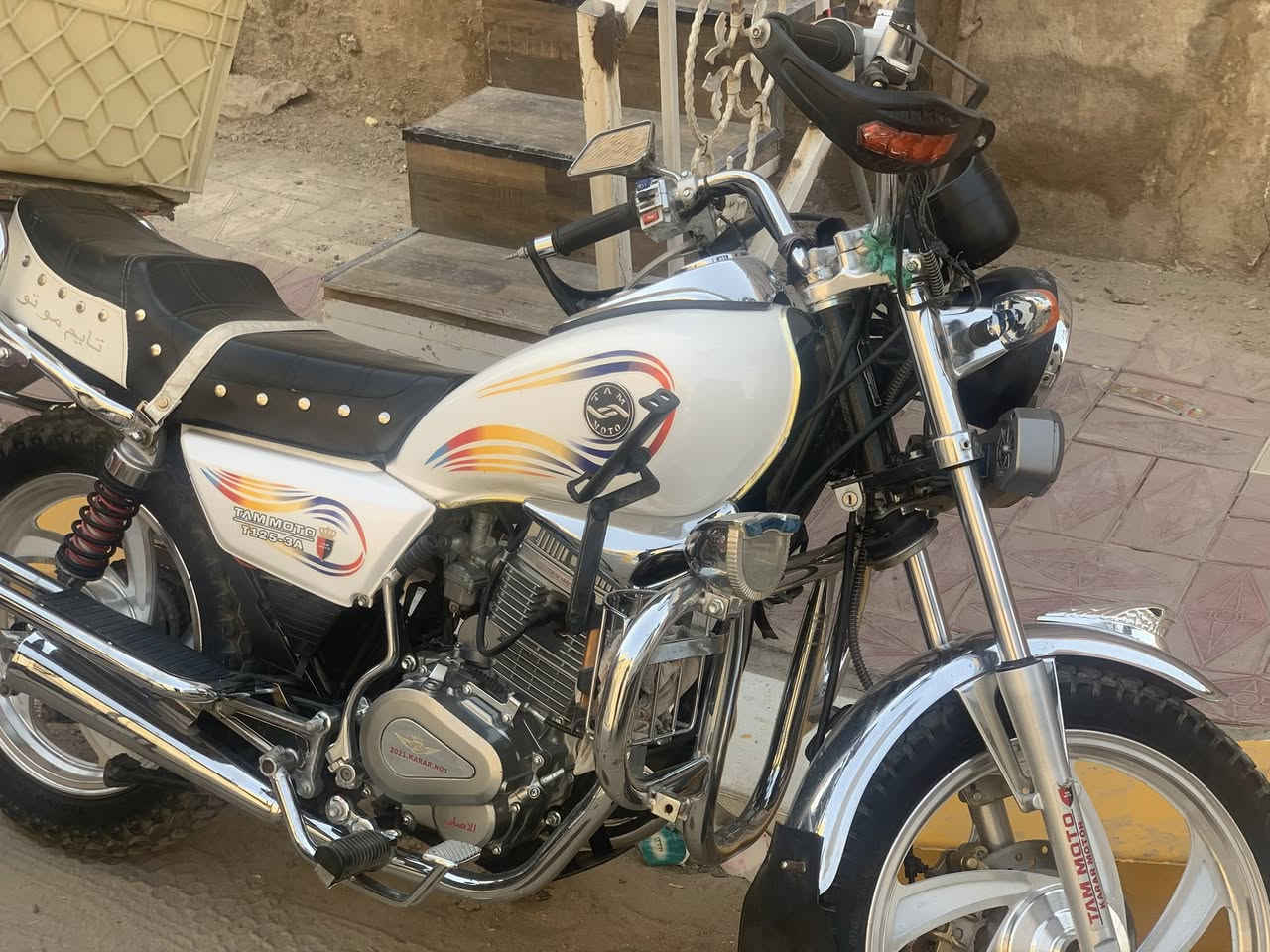 السلام عليكم
دراجه تايموتة للبيع مديل ٢١ جديدة 
اوراق اصولي بعدها بجيس  
السعر مليون و٤٠٠ بيها مجال قليل 
***********
