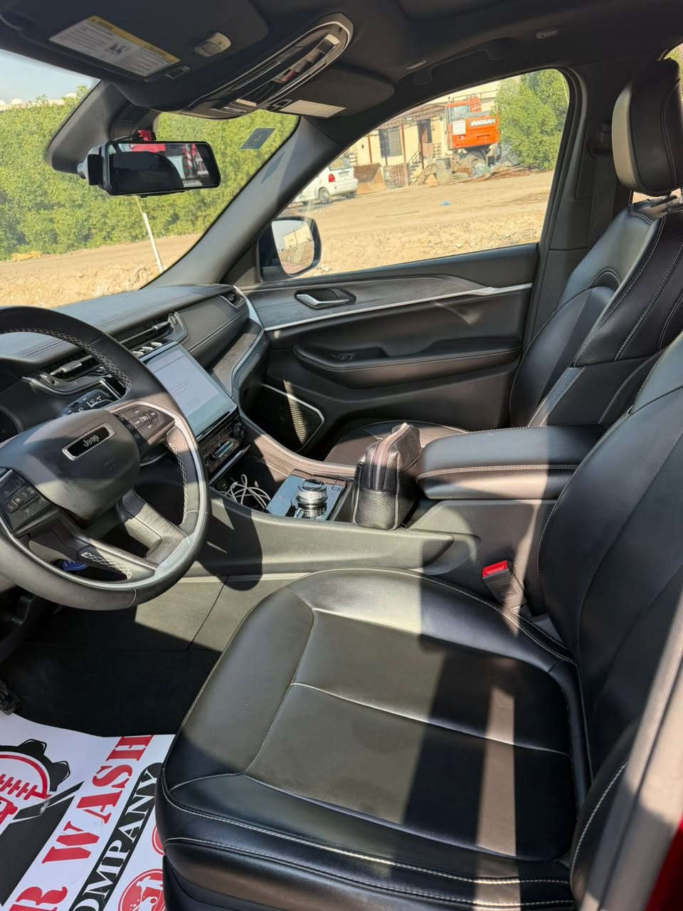 جيب موديل 2024 وارد أمريكي
ماشية 37 ميل 

رقم بغداد تحويل مباشر 

حادثها صبغ ربع البنيد فقط 

محرك 4 سلندر نون تيربو هايبرد 

بنوراما السيارة وجديدة بمعنى الكلمة 

مكان السيارة الأعظمية 

السعر 335 وبيها مجال بسيط للشراي 

للأستفسار : 
***********4
٠٧٧٠٧٦°٤٨٦٤
