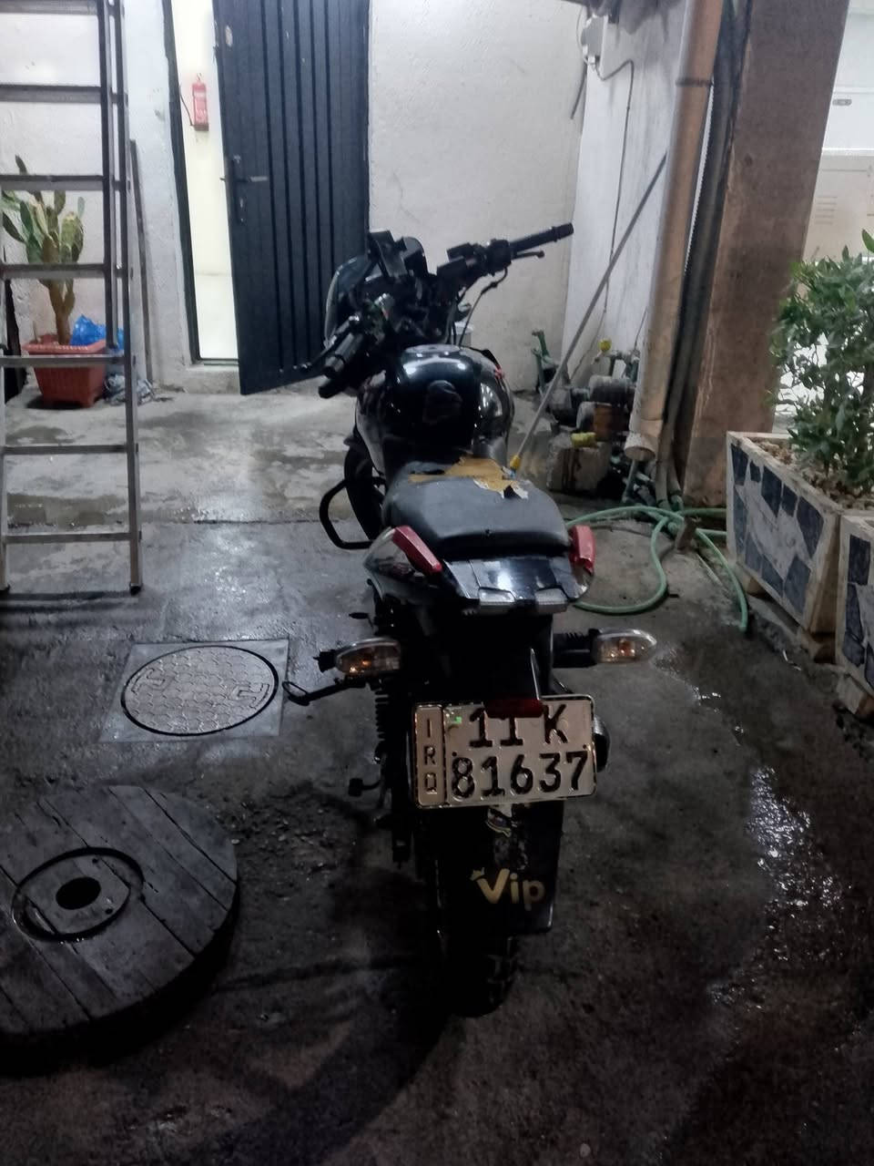 من رخصت الادمن بولسر موديل 2021
مرقمه بغداد انكليزي 
بيها تبخير فقد 
سعرها مليون و٣٥٠
مكاني بغداد حي الجهاد 
واتساب ***********
