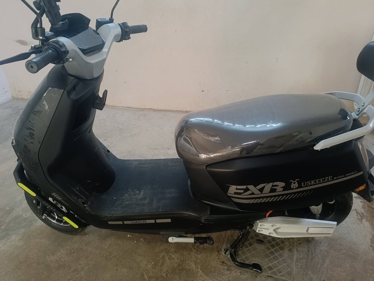 دراجه شحنFXRFXRأوسكييزي

استخدام شهر  
مواصفاتها. 
نظام سويجين و تشغيل عن بعد و كرت
اربع نمر + نظام بكR
 مثبت سرعة🚀
بريكات امامي دسك خلفي دسك
بر
ملف 3000 
يكات دسكات
لايت زينون عالي ناصي+نشرات امامي خلفي
نشرات شغاله
اشاير شغاله
بيها جوزه
 صندوك 
 قفل ستيرن 
 شاحنة الأصلية موجودة
ا


**إذا كنت صاحب هذا الإعلان وتريد حذفه لأي سبب، رجاءا أرسل رسالة إلى الدعم الفني**