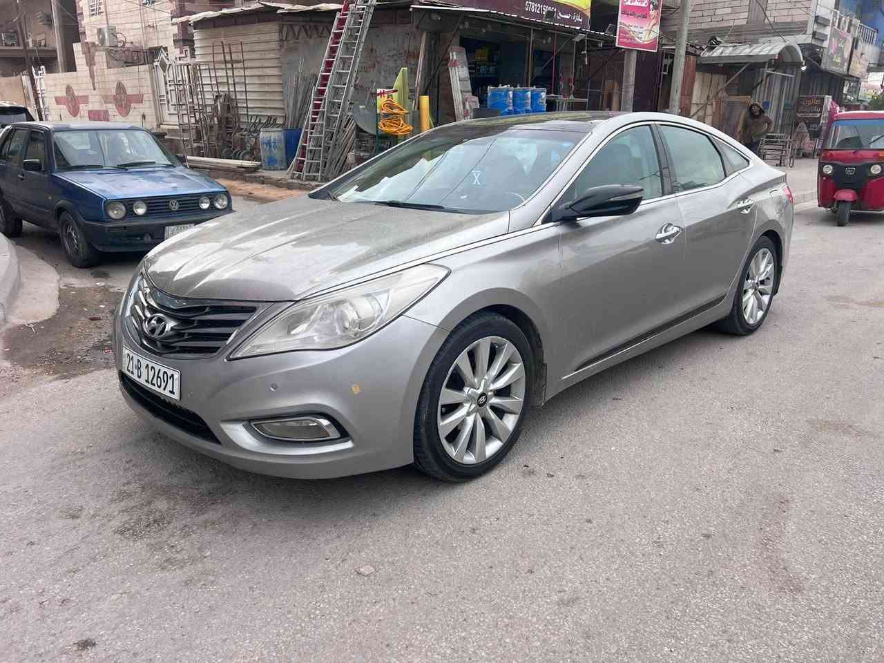 ياالله سلام عليكم سياره نوع هونداي  ازيرا موديل 2012خليجي فول مواصفات واحد عل واحد بصمه بنراما شاشه كامره حساسات تحكم ستيرن جهتين خمسه ويل كب 6سلندر 2قطع تبريد سستم سماعات كشاف زنون كفاله كير مكينه حداديه تخم تاير تبريد تدفىه تبريد ثلج شاير بل مري مري شفط كشنات كهرباىي جلد مكفوله من الحادث والضرب والتبديل والفتح والصبغ سياره جاهزه خير من الله العنوان كربلاء السعر 112وبيه مجال حك الجيه الهاتف ***********بيع فقط
