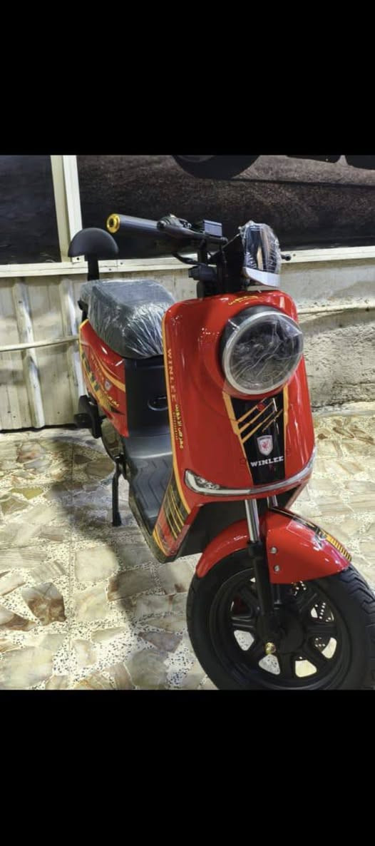 مواصفاتها#
سرعه 109 🚀
اشاير 🫱🫲
دبل اشاره
لايت🔦
عالي واطي
بطاريات 🔋
ونلي 5 دبل
بطاريات 32 امبير
الدراجه ماصار لي هواي من اشتريها 
#سبب البيع مدرسه. 
السعر#500
التواصل# ***********
