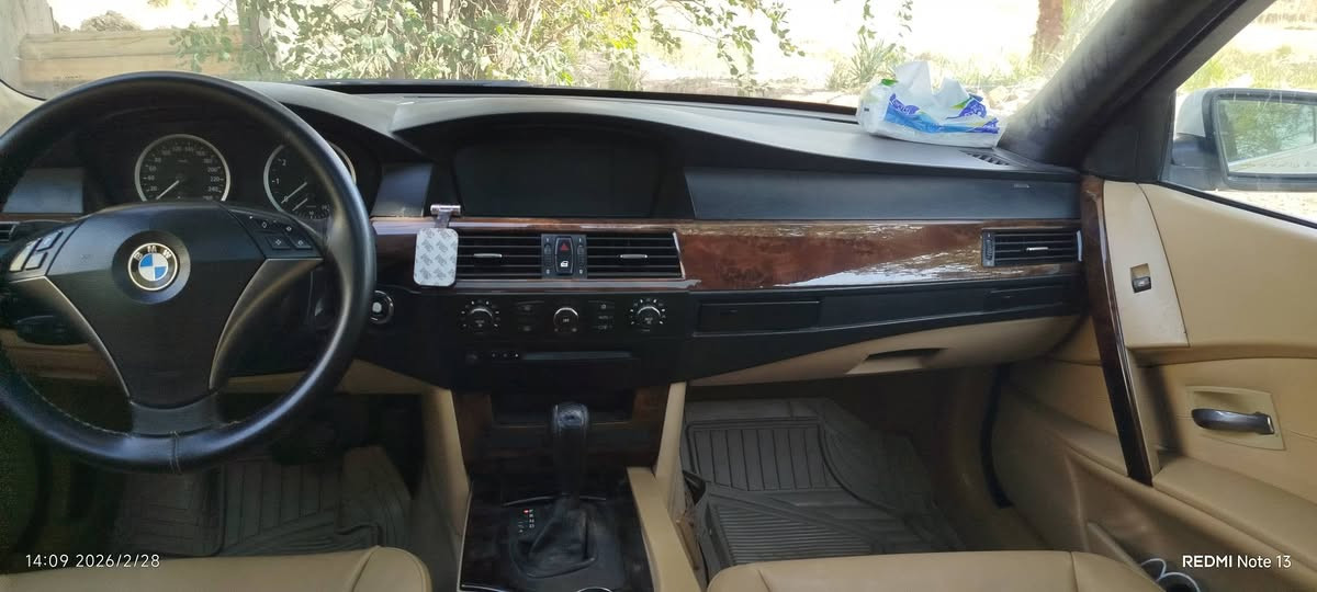 بيأم دبليو 2007 ميماتي 523
خليجي مكفوله ماعدا بنيد صبغ للجماليه
فول مواصفات
بصمه فتحه +تحكمات ستيرن
لايت زنون +قطعتين تبريد ثلج
ويل وتاير رياضي
محرك 6سلندر مكفول كير ومكينه
رقم بغداد الجديد /تحويل ثاني يوم
المكان الديوانيه
السعر (135) وبيه مجال 
***********
