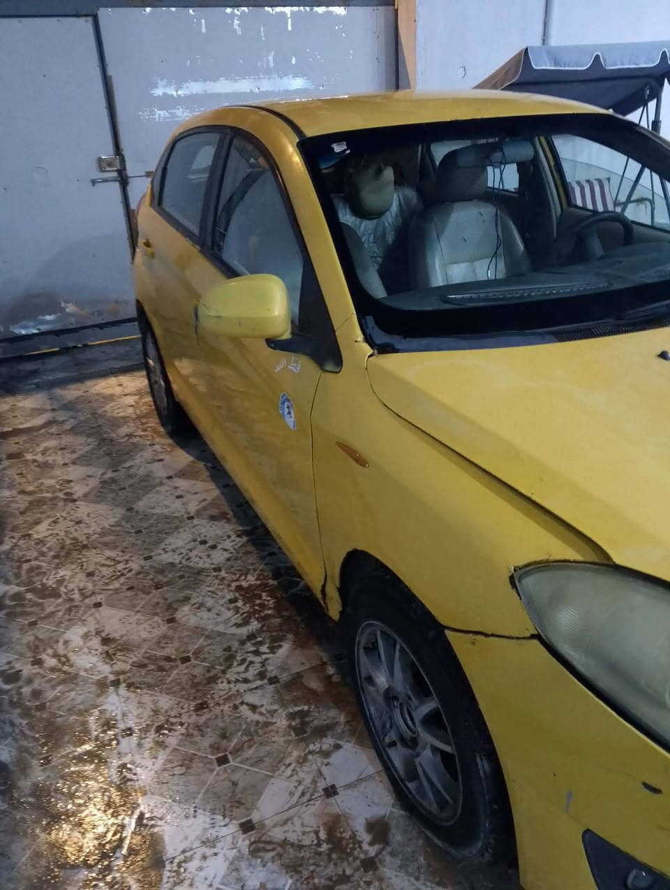 السلام عليكم شباب من رخصت الادمن سياره شيري فلاوين 2013 للبيع السعر 18وبيهه مجال قليل
للشراي ***********المكان ابي الخصيب
