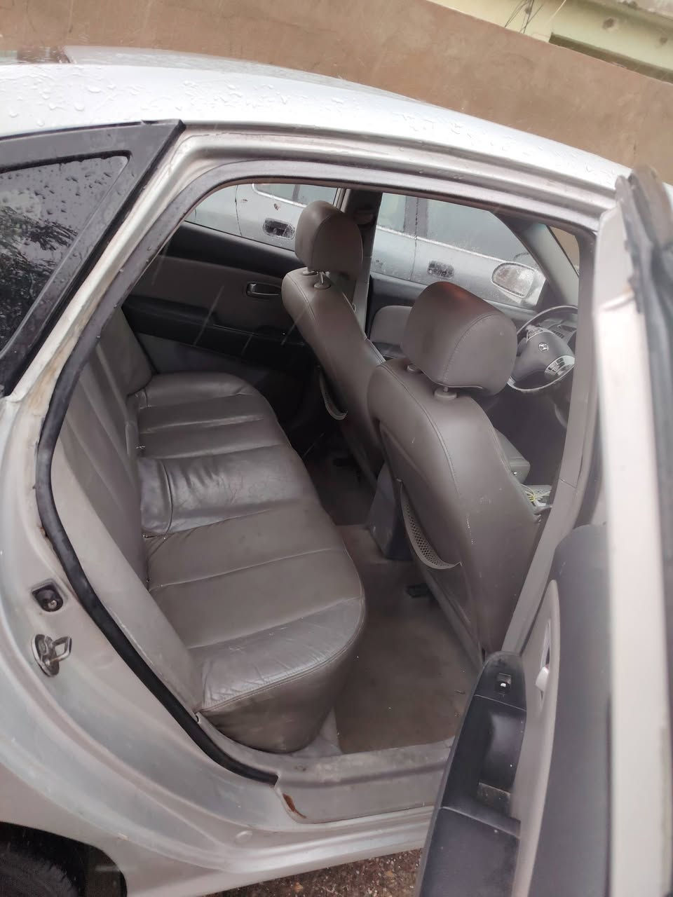 السلام عليكم للبيع افانتي
فول مواصفات عدا الفتحه 
ادوات ( كص ) بدون لوحات 
بدون رصعات 
كير محرك شرط 
تخم تاير جديد
كهربائيات شرط
تخم تاير  شرط
مكان سياره صلاح الدين (بيجي)
ملاحظه مكلف بل نشر
السعر 
الاتصال على الرقم 

***********
