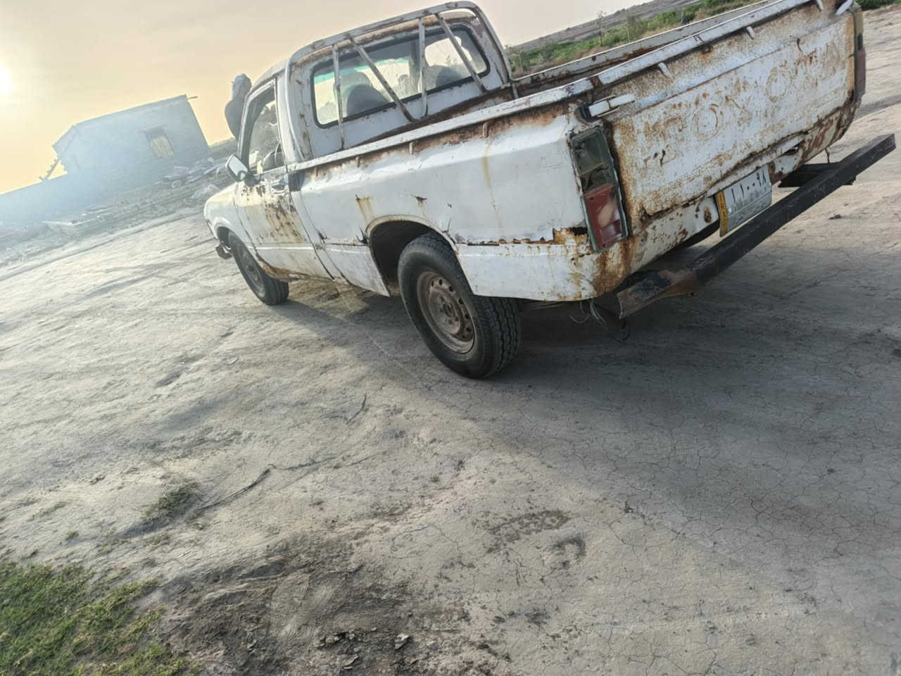 بيكم البيع 82 بسمه  جاهزه  حداديه  مكينه كير  وتخم تاير شاصي غير مكفول سعره 18 ورقه تحويل ثاني يوم مكانها ناصريه مركز محافظة *********** اني مكلف بل بنشر
