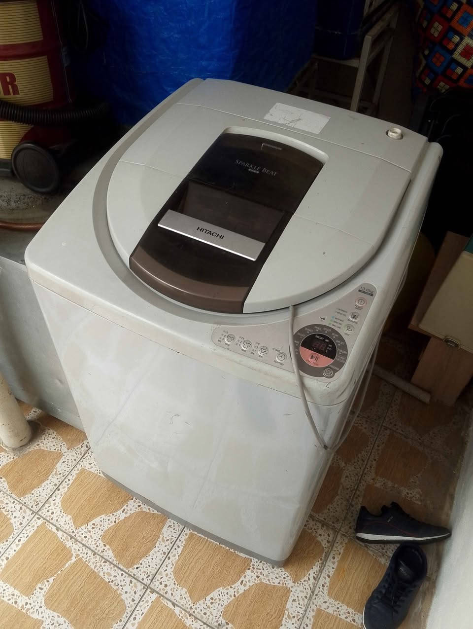 غسالەی هیتاشی 13 کیلۆ حەوز گەورە لۆ فرۆشتن  لۆ بەتانی و چەرچەف و جل و هەمو شت دەبی  ئیش کردنی بێ عەیبە بەس لەکاتی وشک کردنەوە دەنگێکی تێدایە نرخی 100 هەزار أربيل, العراق


**إذا كنت صاحب هذا الإعلان وتريد حذفه لأي سبب، رجاءا أرسل رسالة إلى الدعم الفني**