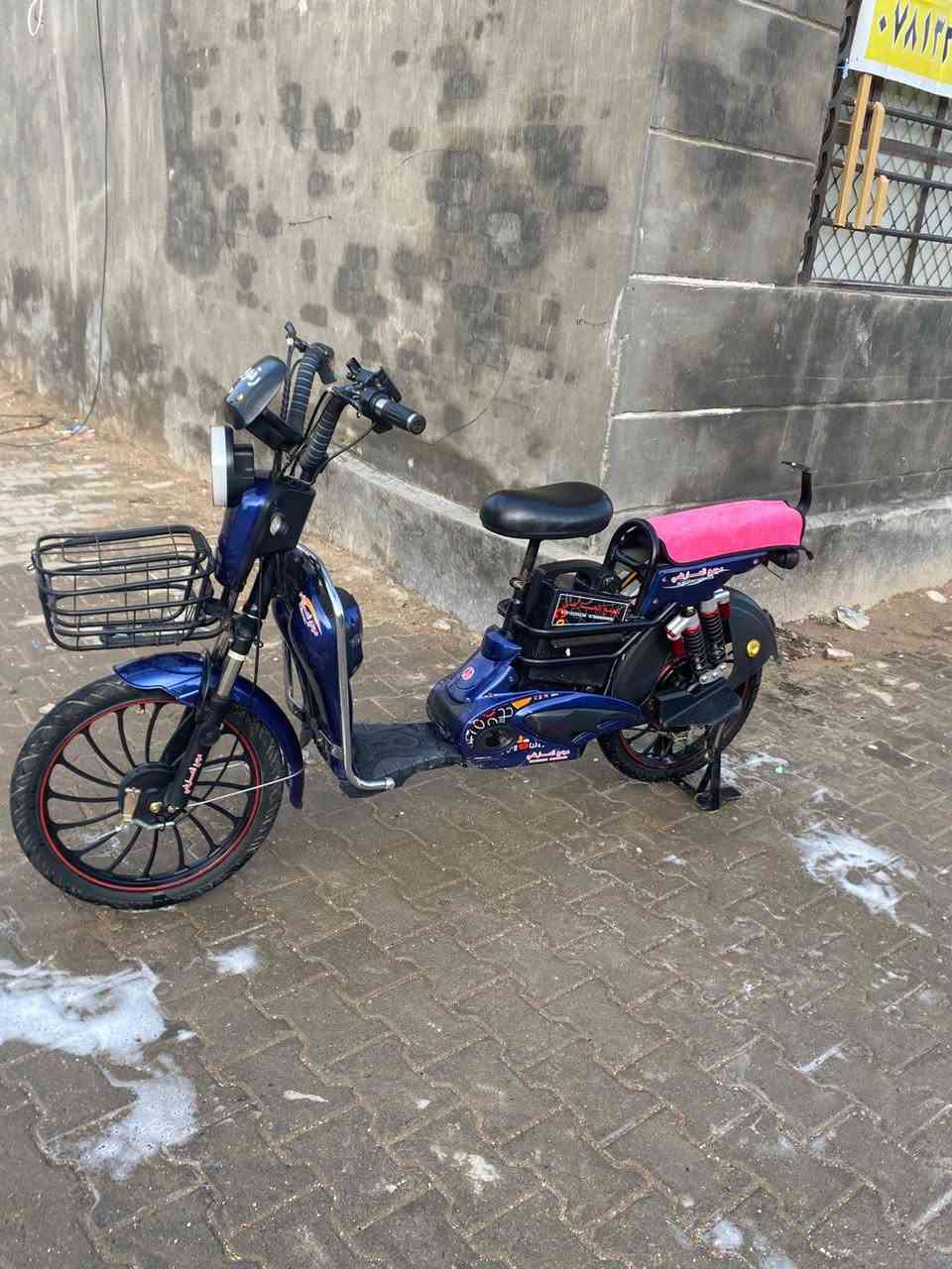 باسكل شحن نظيف كلش. اي ضرر مابي السعر 257 مو سعرة بيع مستعجل العنوان المشخاب حي. الكرامة قرب سليم ابو الدهن تواصل على هذا الرقم ***********
