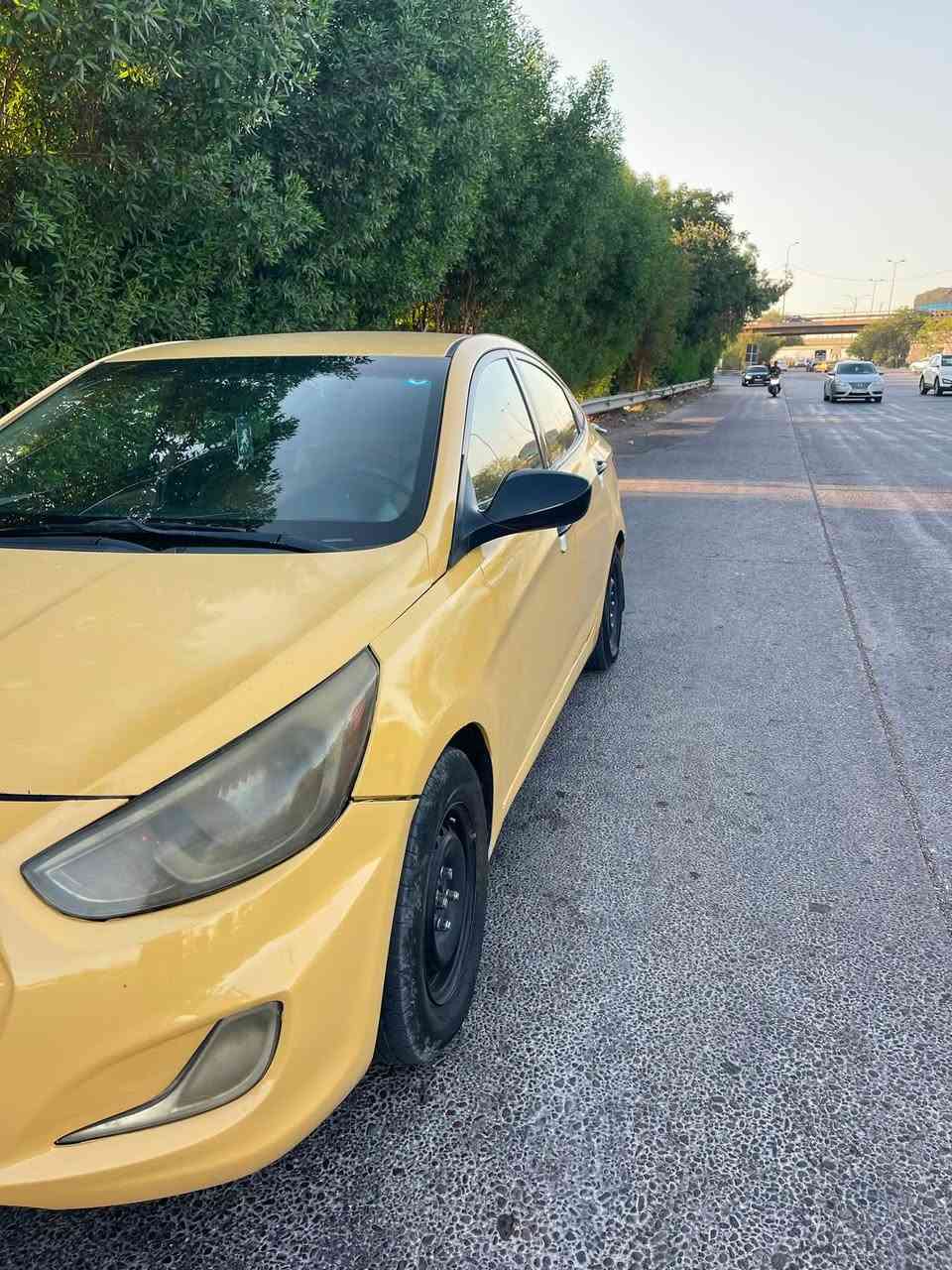 اكسنت موديل ٢٠١٦ محرك ١٦٠٠ منضومه غاز محرك مكفول كير مكفول غرفه جديده ضربتها جاملغ وباب وشويه من باب الخلفي مصلحات نفسهن لباقي كله بلادي سعرها 90$ وبيها مجال مكاني بغداد الفحامه / قرب الجزيره السياحيه /***********
