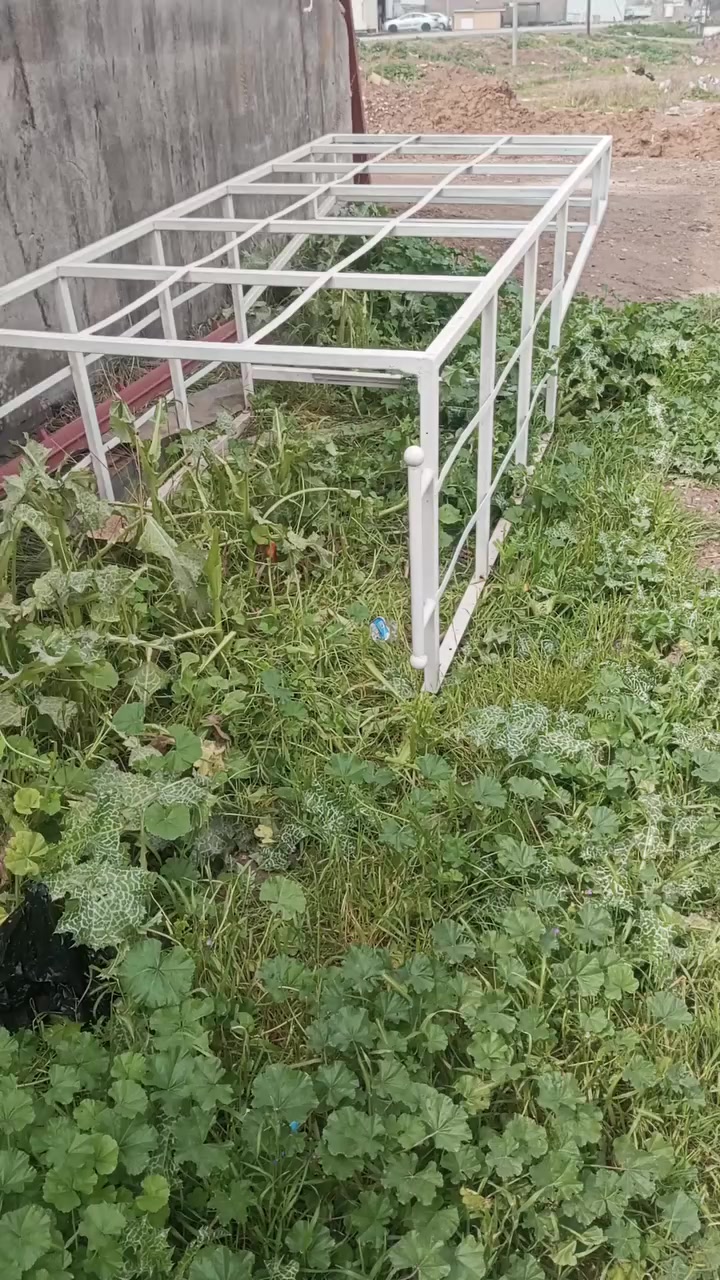 السلام عليكم جادر للبيع سعر خاص الاستفسار ع الرقم عنوان ديالى دلي عباس ***********
